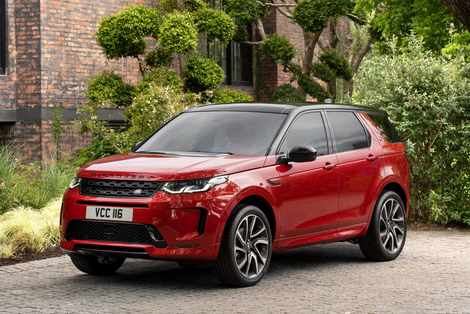 Nuova Land Rover Discovery Sport