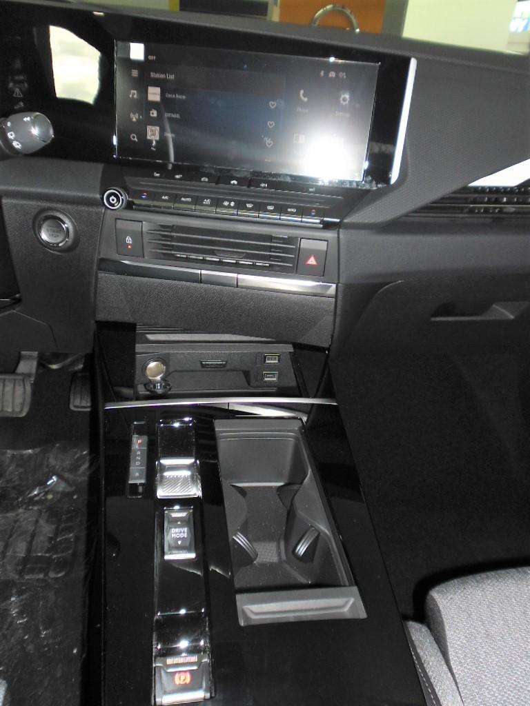 OPEL ASTRA 1.6 HYBRID 180CV BUSINESS ELEGANCE