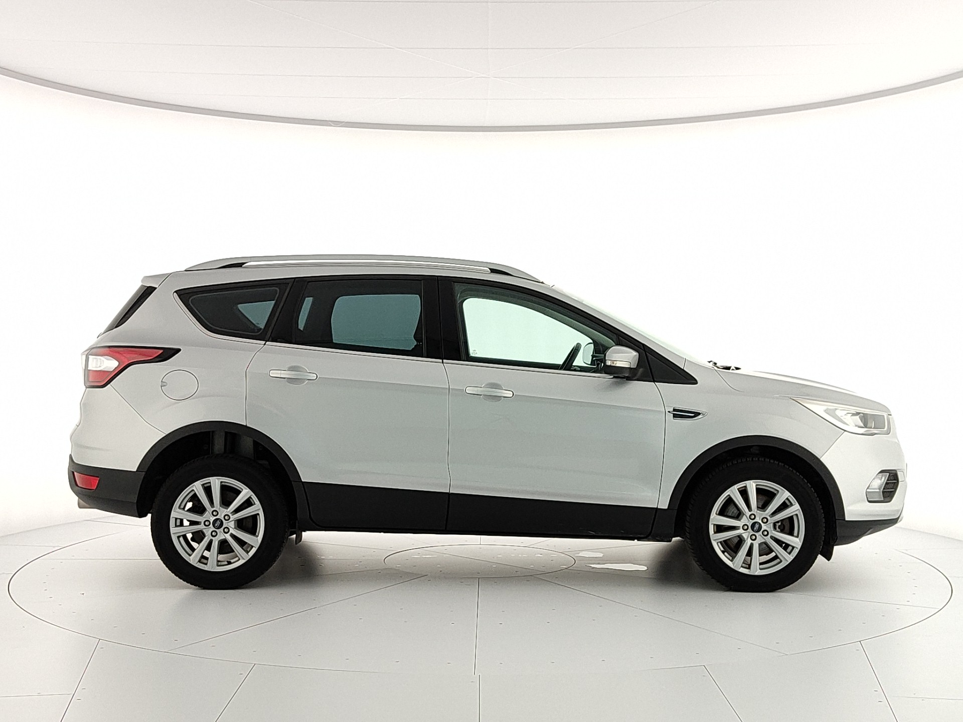 FORD KUGA 1.5 TDCI BUSINESS 2WD POWERSHIFT