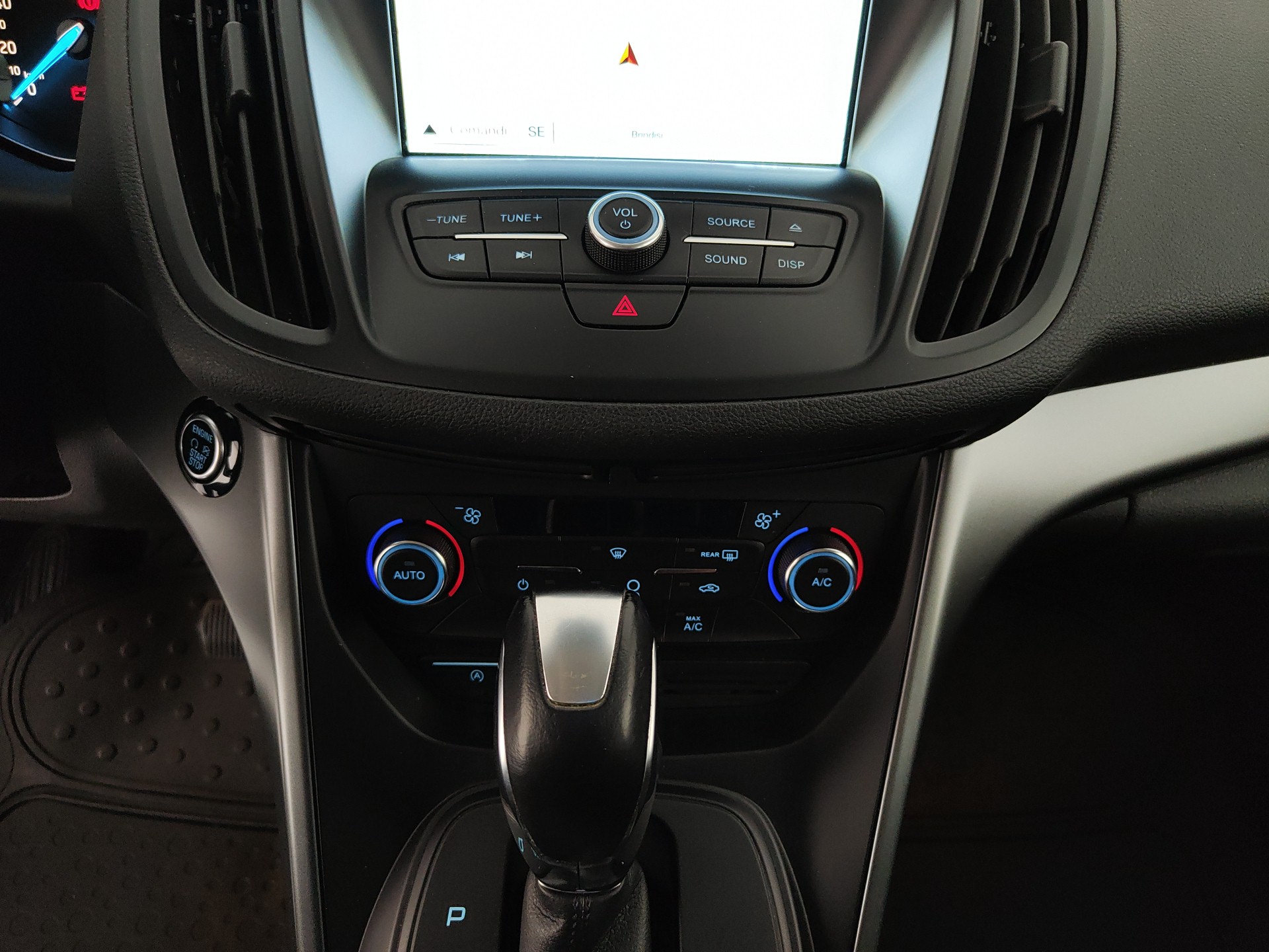 FORD KUGA 1.5 TDCI BUSINESS 2WD POWERSHIFT