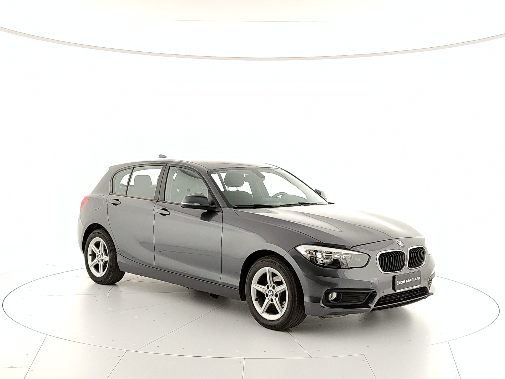 BMW 114d BUSINESS 5p 95cv
