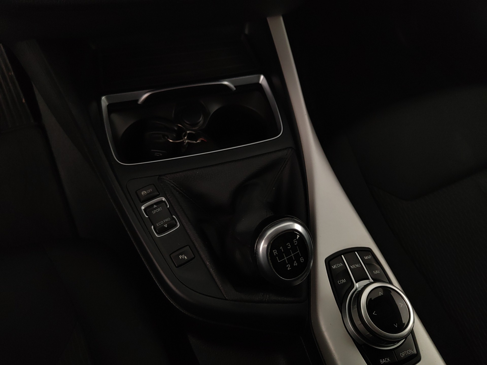 BMW 114d BUSINESS 5p 95cv