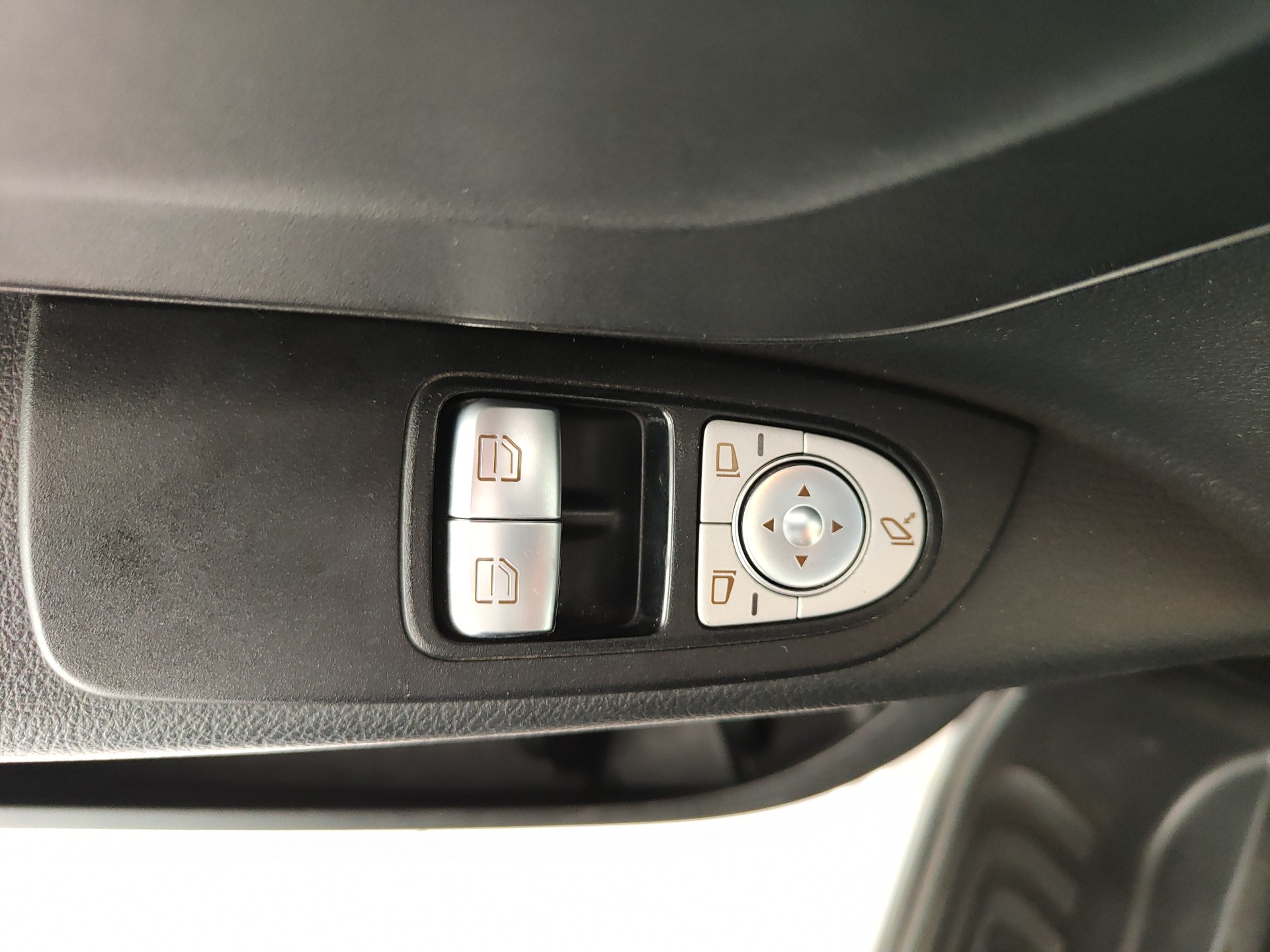 MERCEDES VITO 114 CDI LONG MIXTO