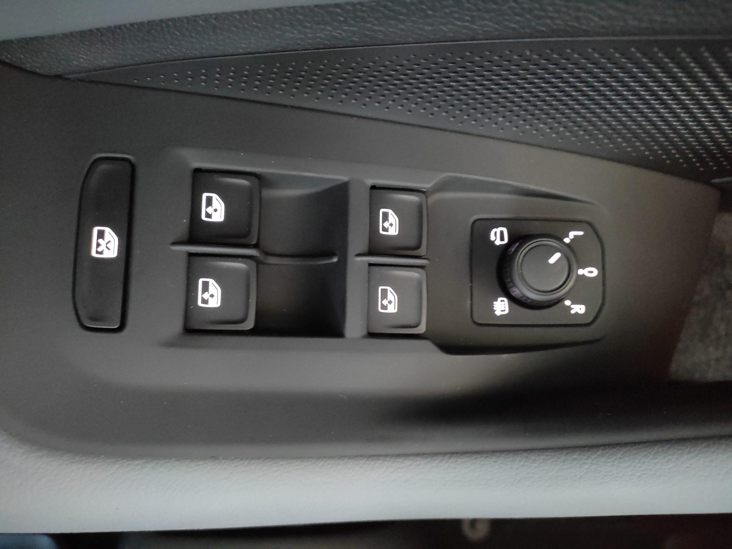 VOLKSWAGEN PASSAT 1.5 ETSI EVO 150CV BUSINESS DSG