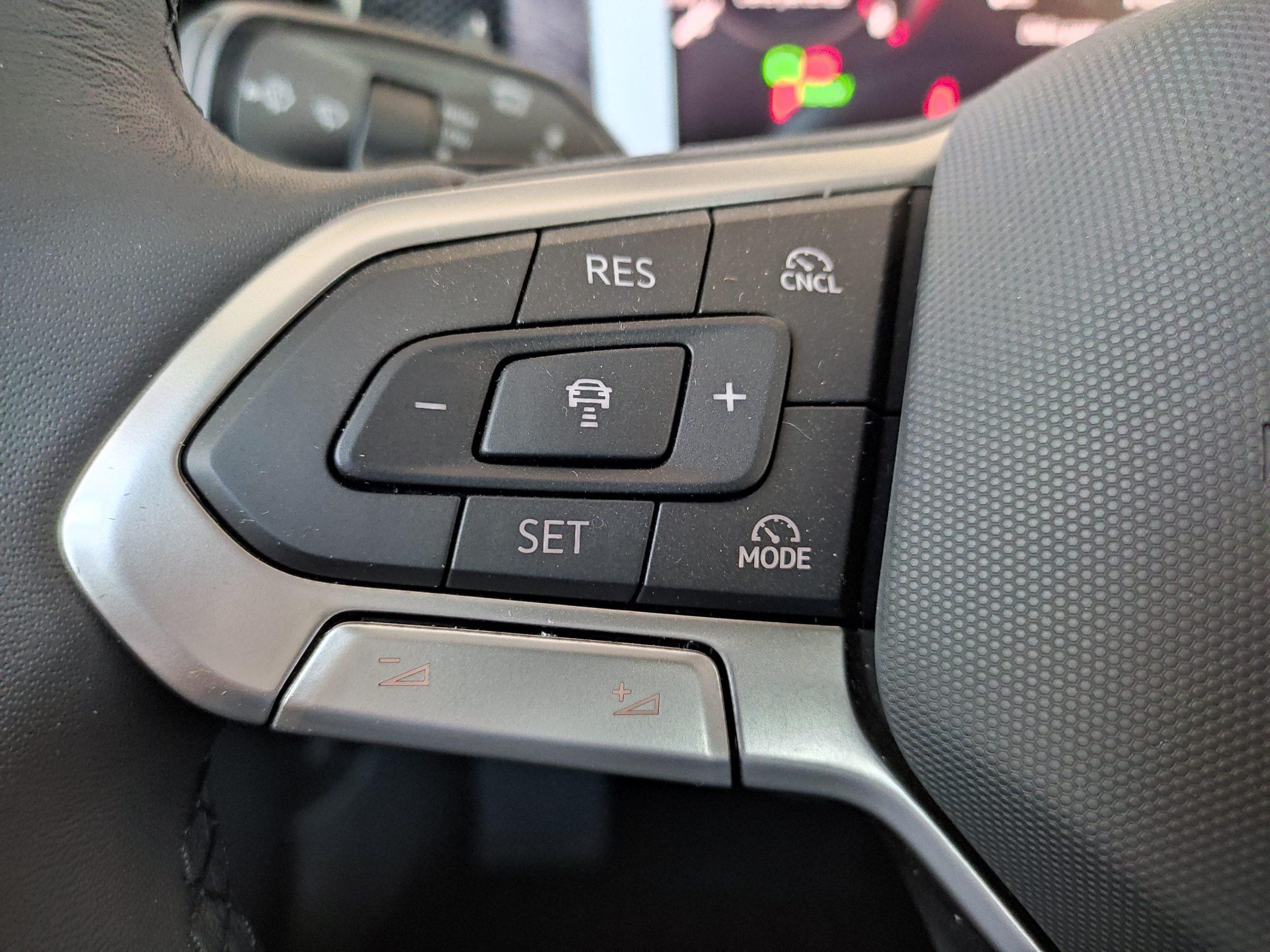 VOLKSWAGEN PASSAT 1.5 ETSI EVO 150CV BUSINESS DSG