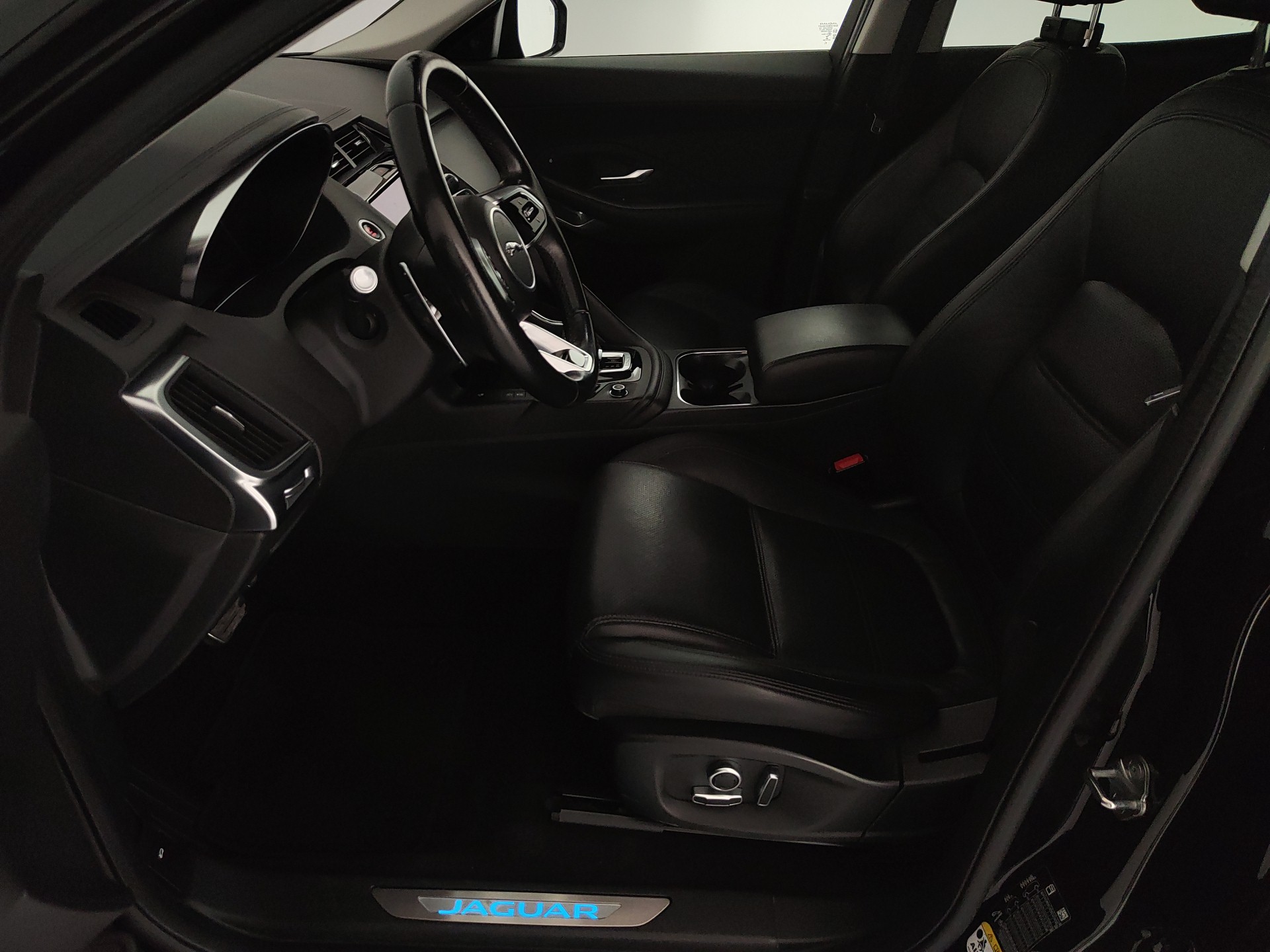 JAGUAR E-PACE 2.0D I4 MHEV R-DYNAMIC SE AWD 163CV AUTO