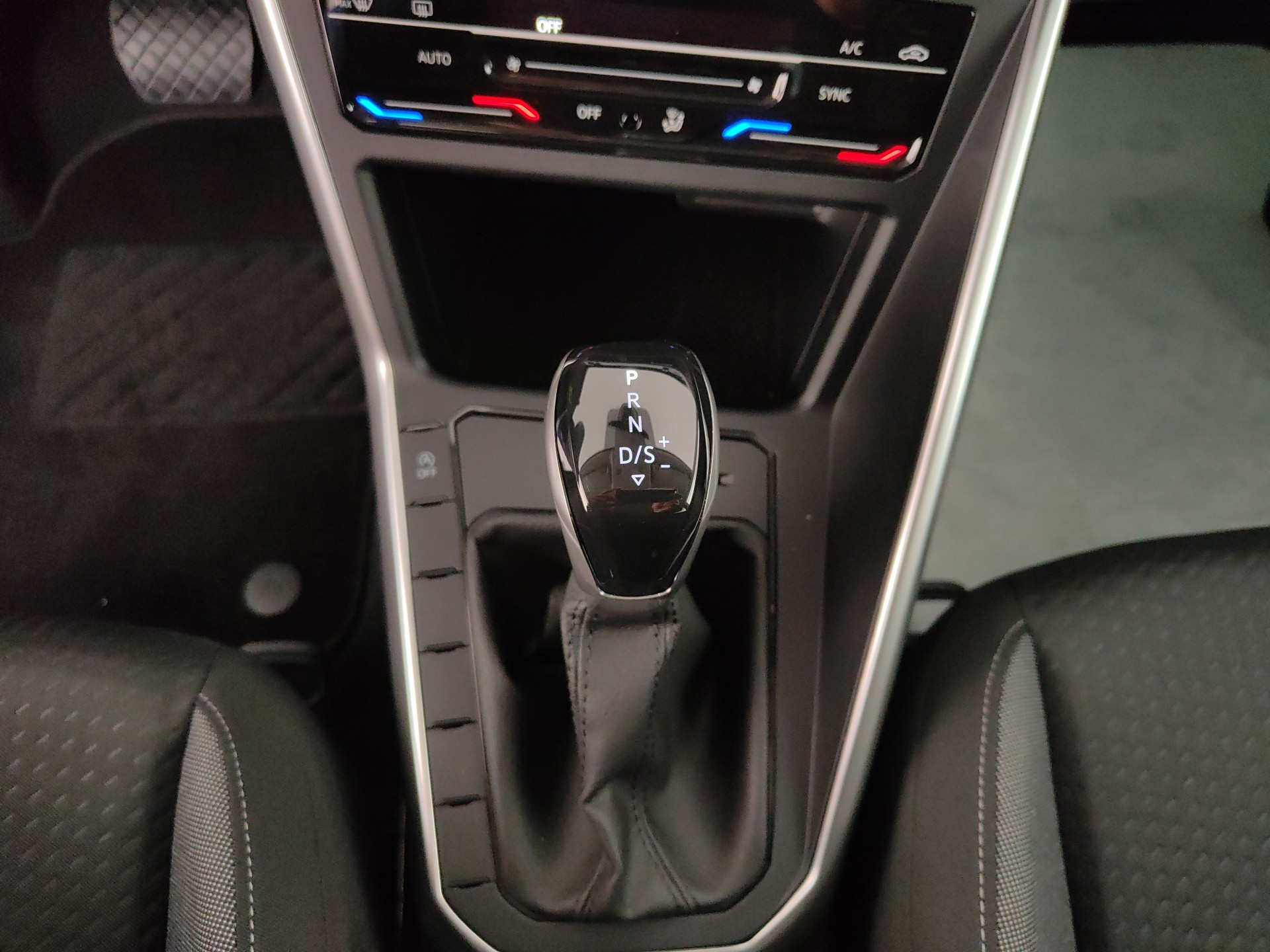 VOLKSWAGEN POLO EDITION PLUS 1.0 TSI 95CV DSG