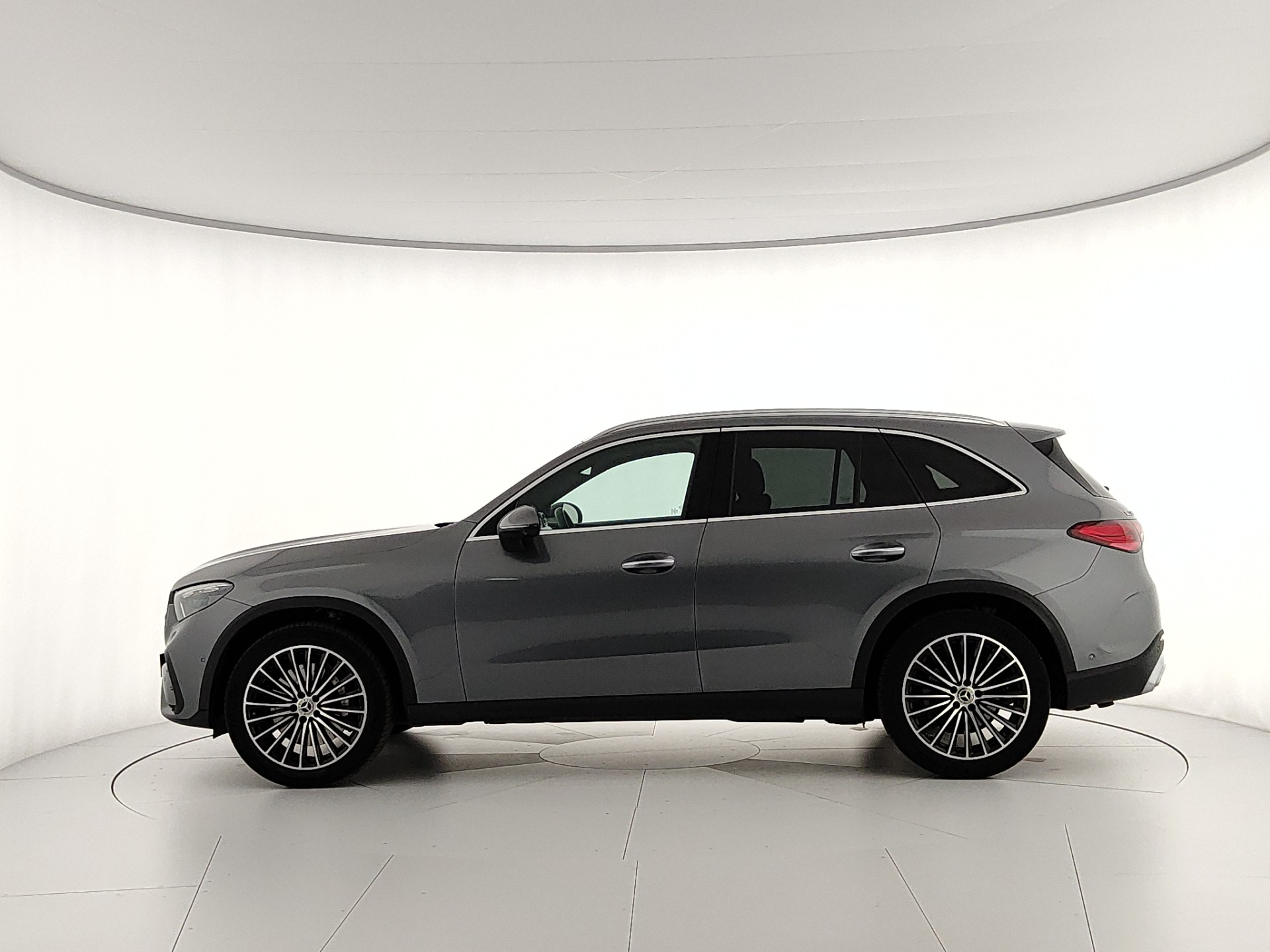 MERCEDES GLC 220D AMG LINE PREMIUM 4MATIC AUTO