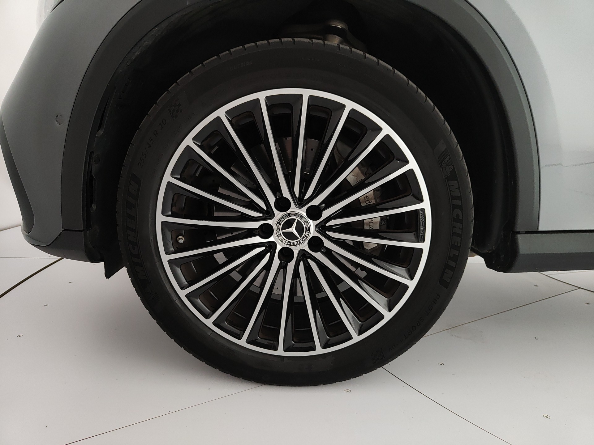 MERCEDES GLC 220D AMG LINE PREMIUM 4MATIC AUTO