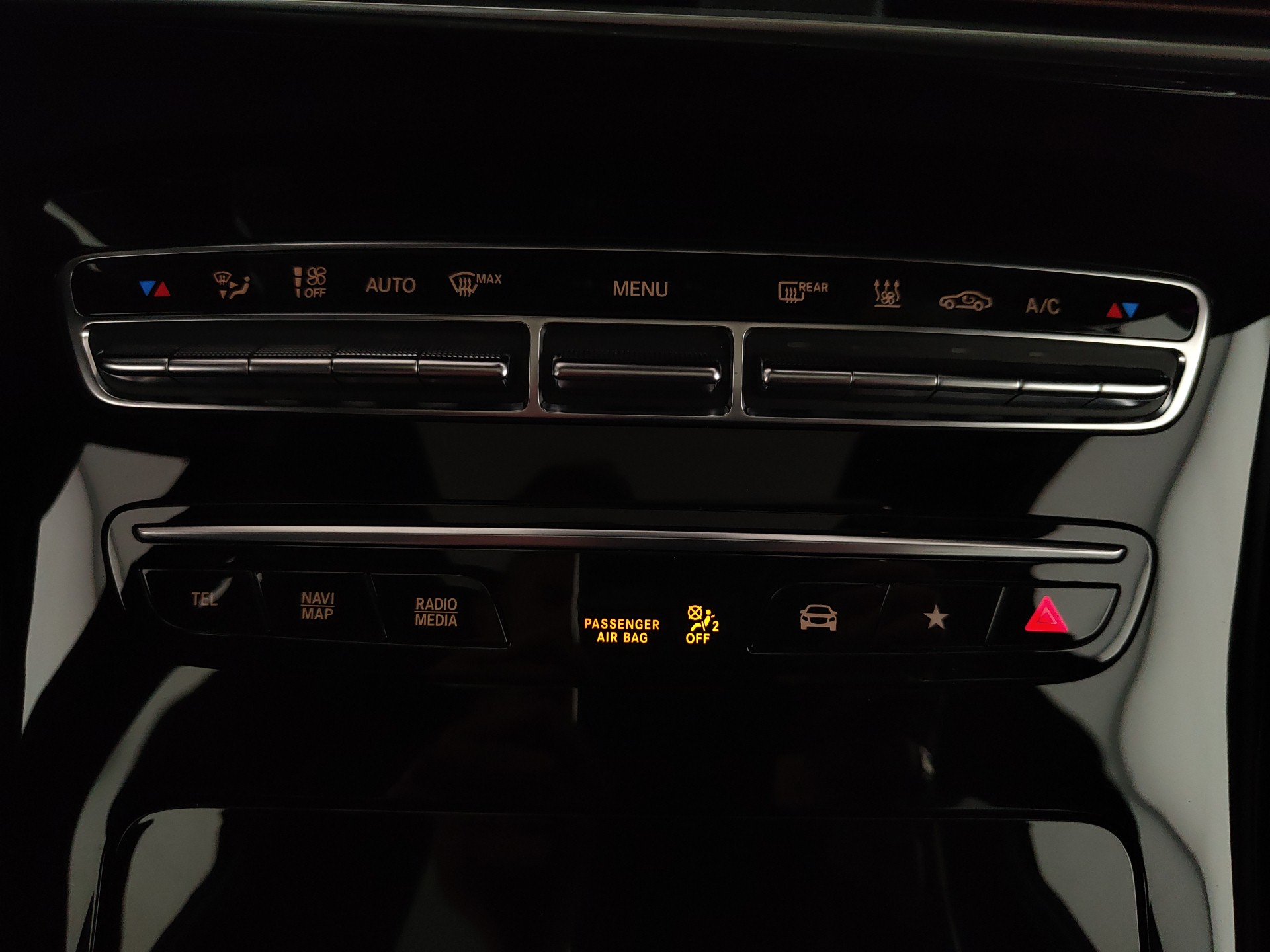 MERCEDES EQC 400 SPORT 4 MATIC