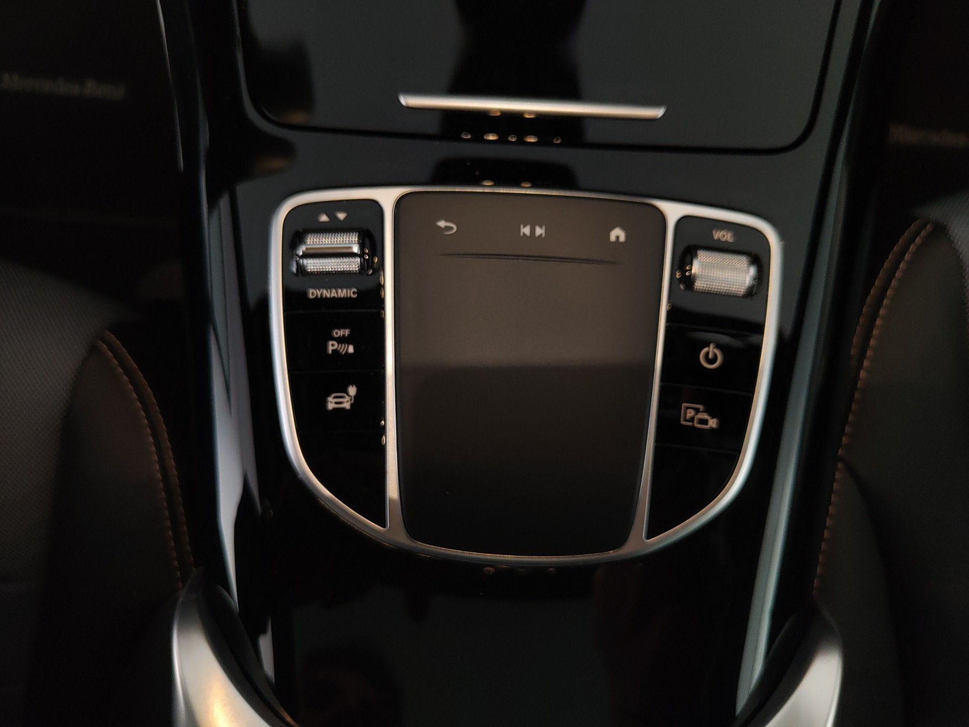 MERCEDES EQC 400 SPORT 4 MATIC