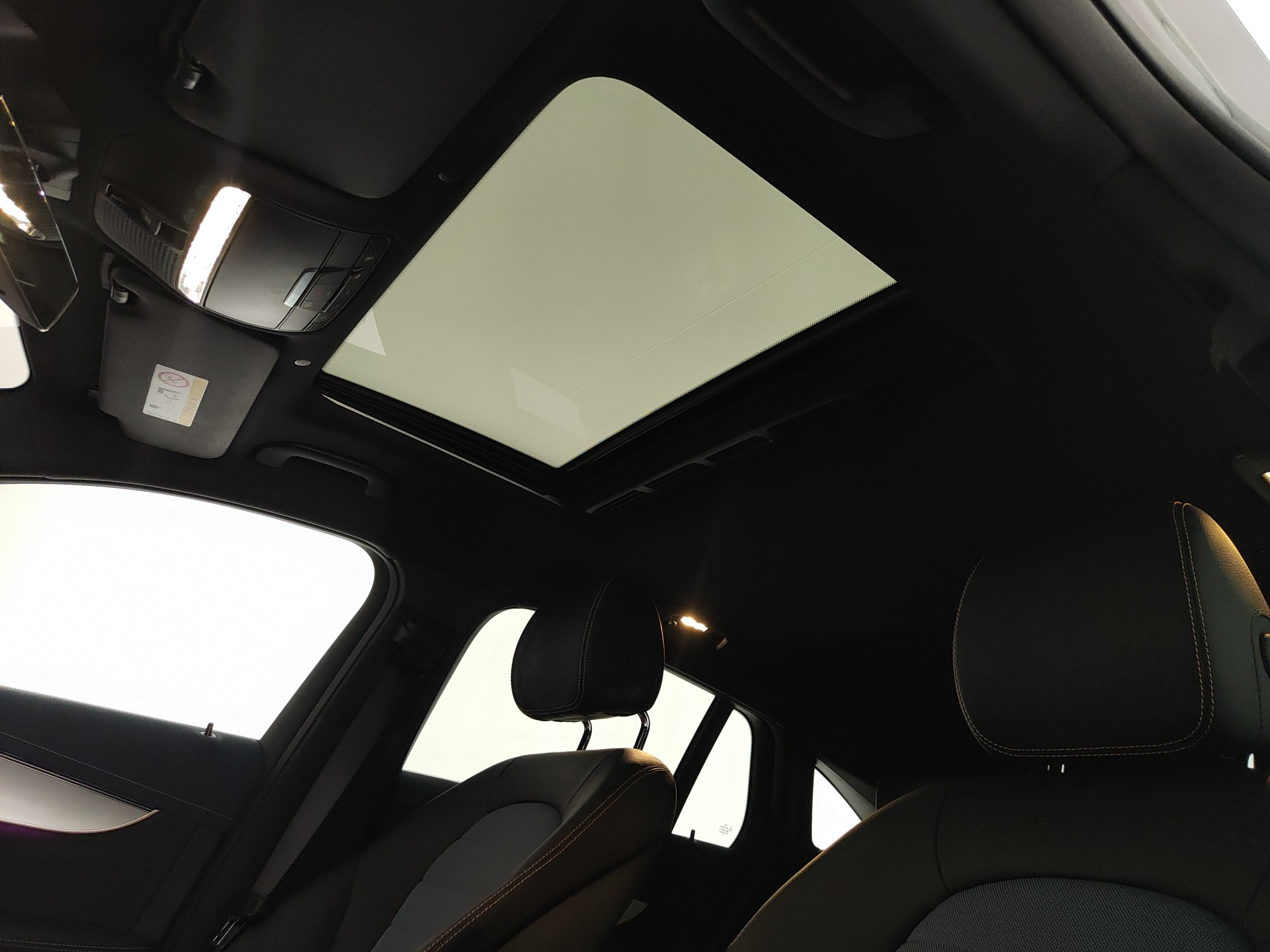 MERCEDES EQC 400 SPORT 4 MATIC