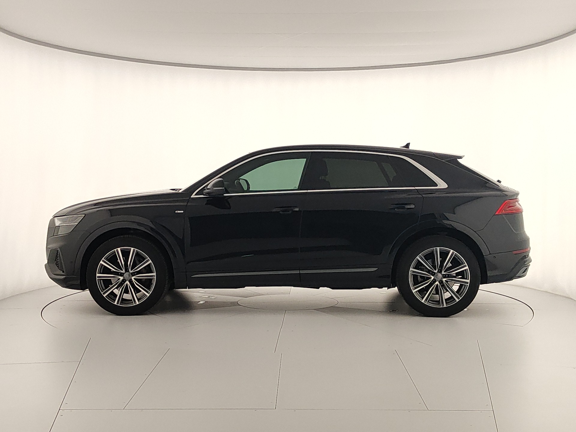 AUDI Q8 45 3.0TDI MHEV SLINE  QUATTRO TIPTRONIC