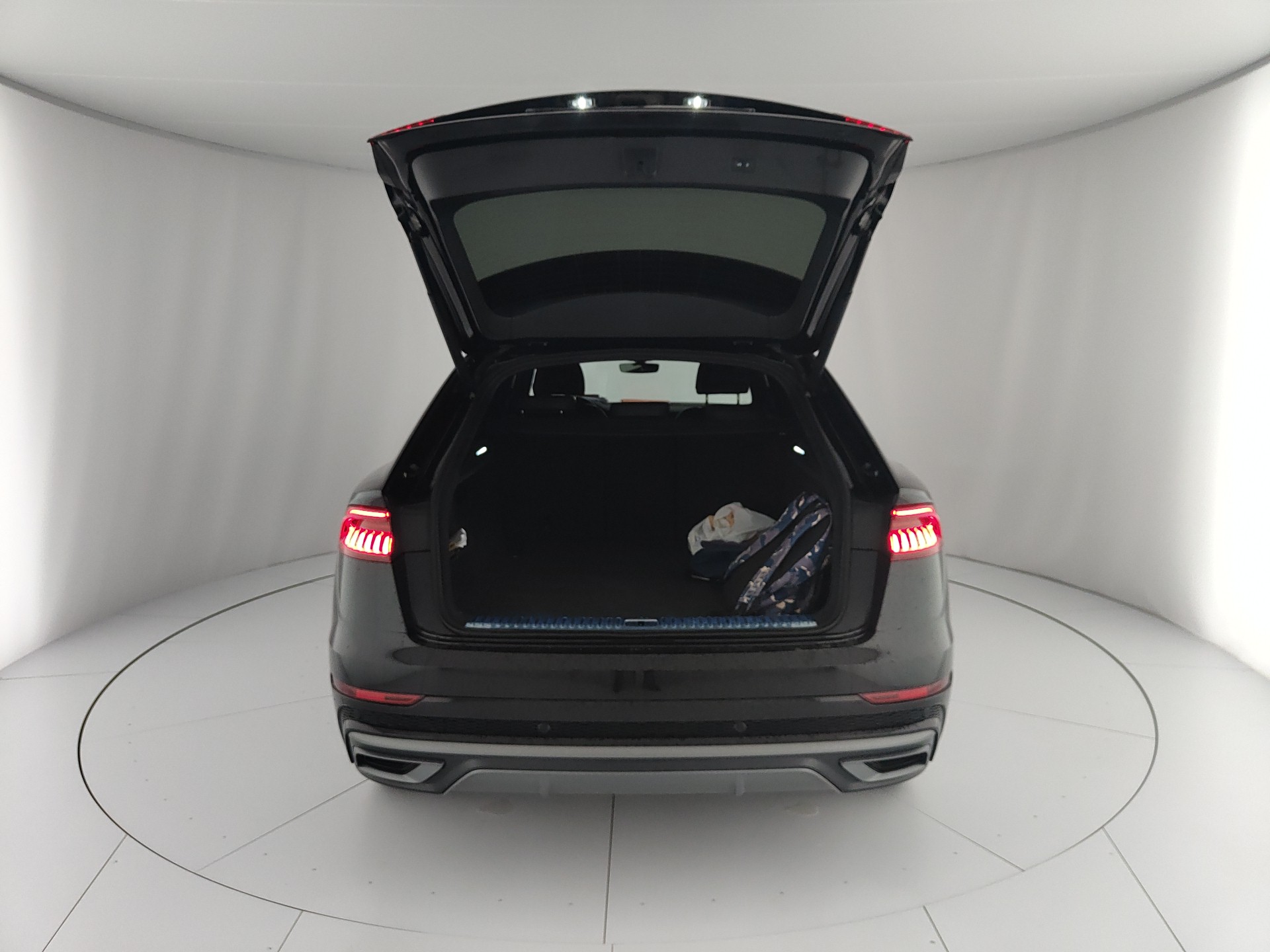 AUDI Q8 45 3.0TDI MHEV SLINE  QUATTRO TIPTRONIC