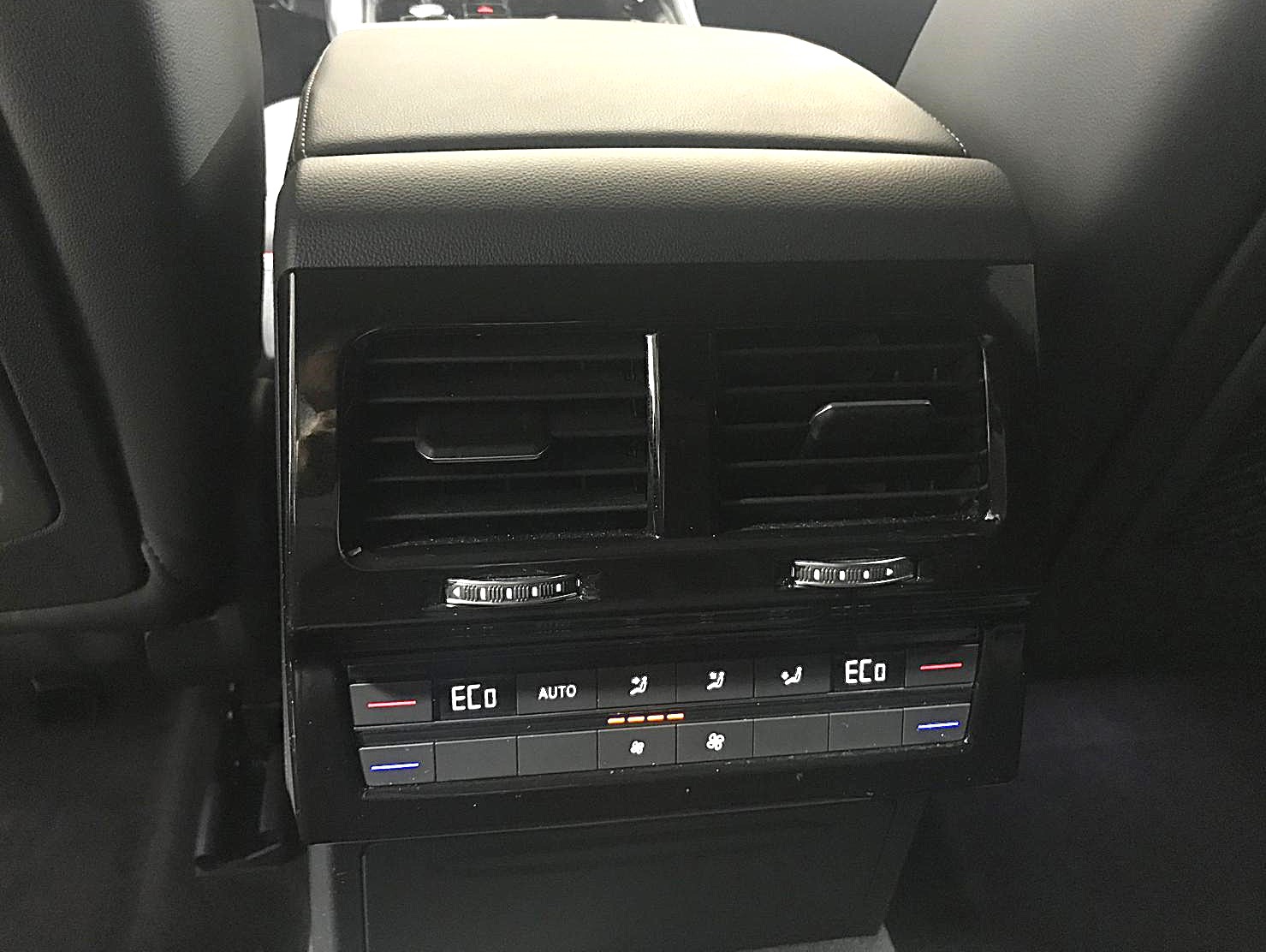 VOLKSWAGEN TOUAREG 3.0TDI V6 286CV R-LINE