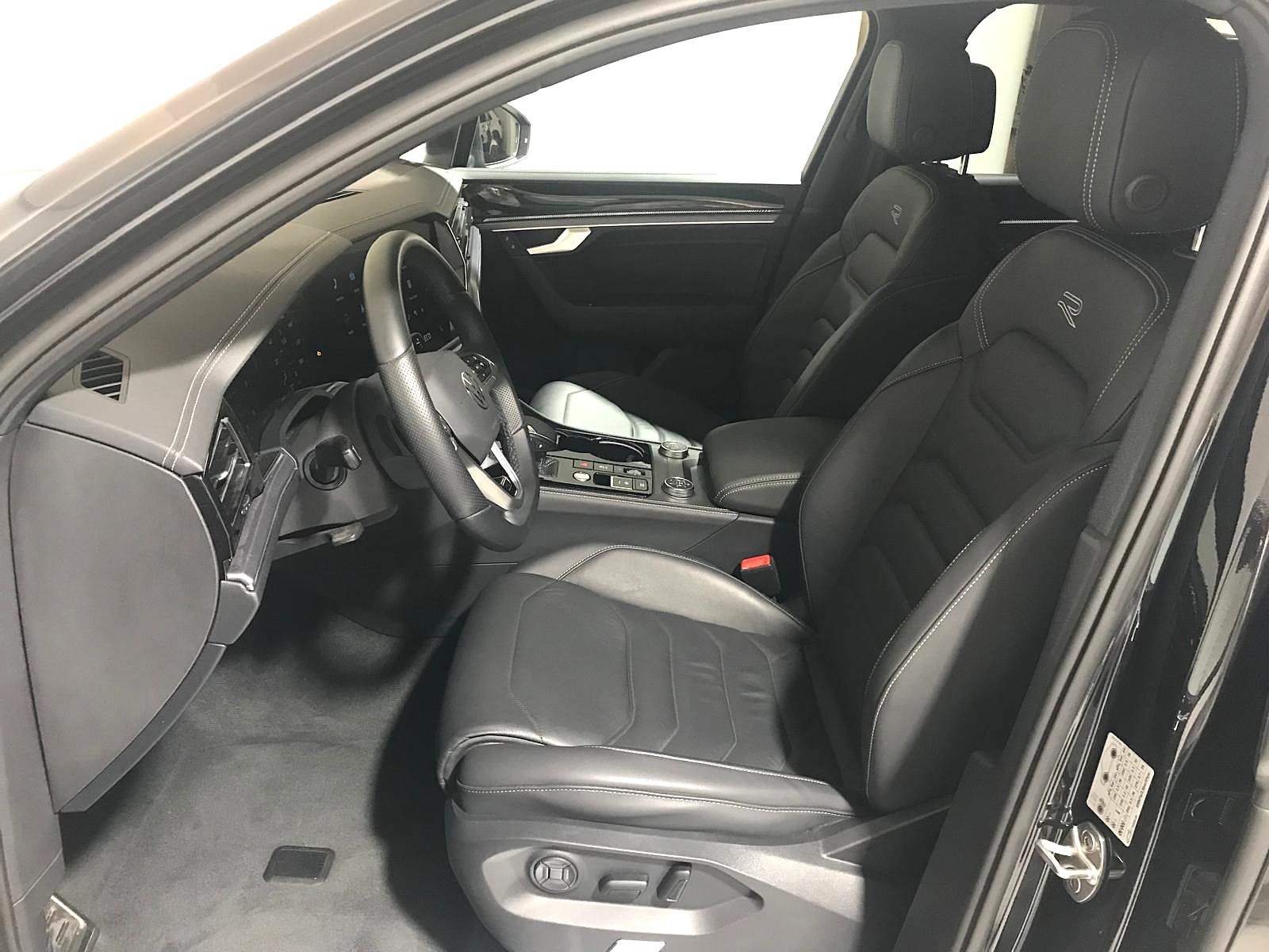 VOLKSWAGEN TOUAREG 3.0TDI V6 286CV R-LINE