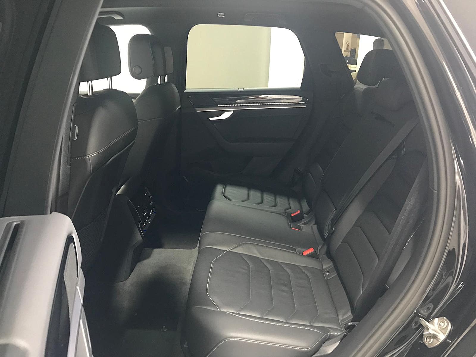 VOLKSWAGEN TOUAREG 3.0TDI V6 286CV R-LINE