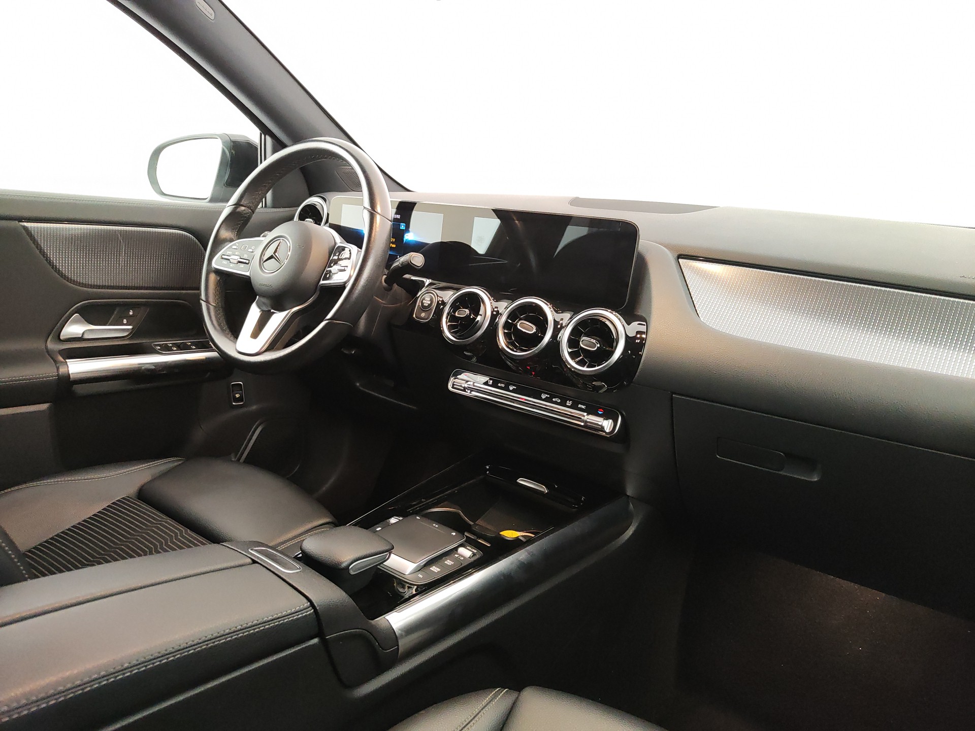 MERCEDES GLA 200d SPORT PLUS AUTO