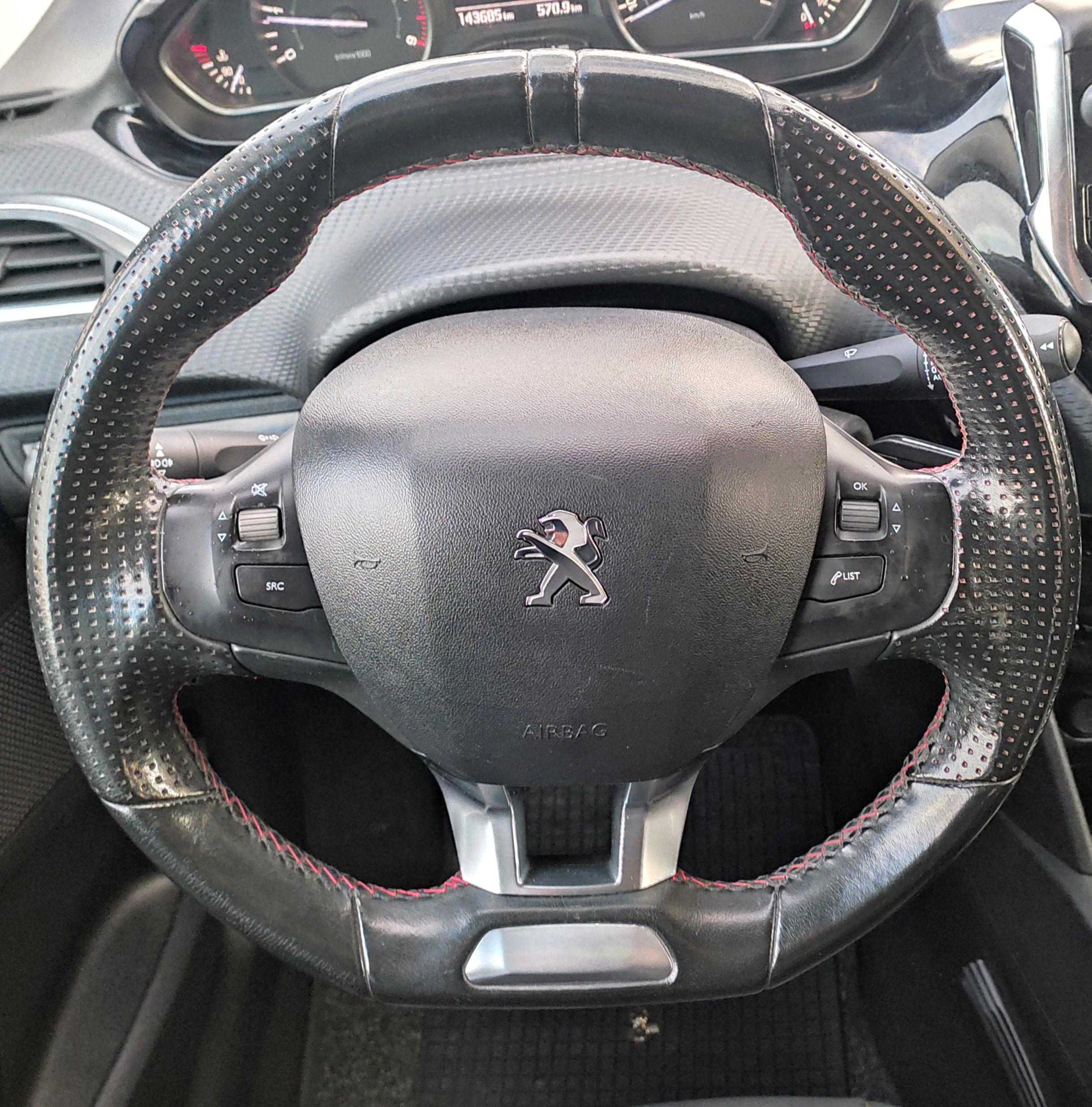 PEUGEOT 208 1.6 BLUEHDI 100CV 5P GT LINE ICE WHITE