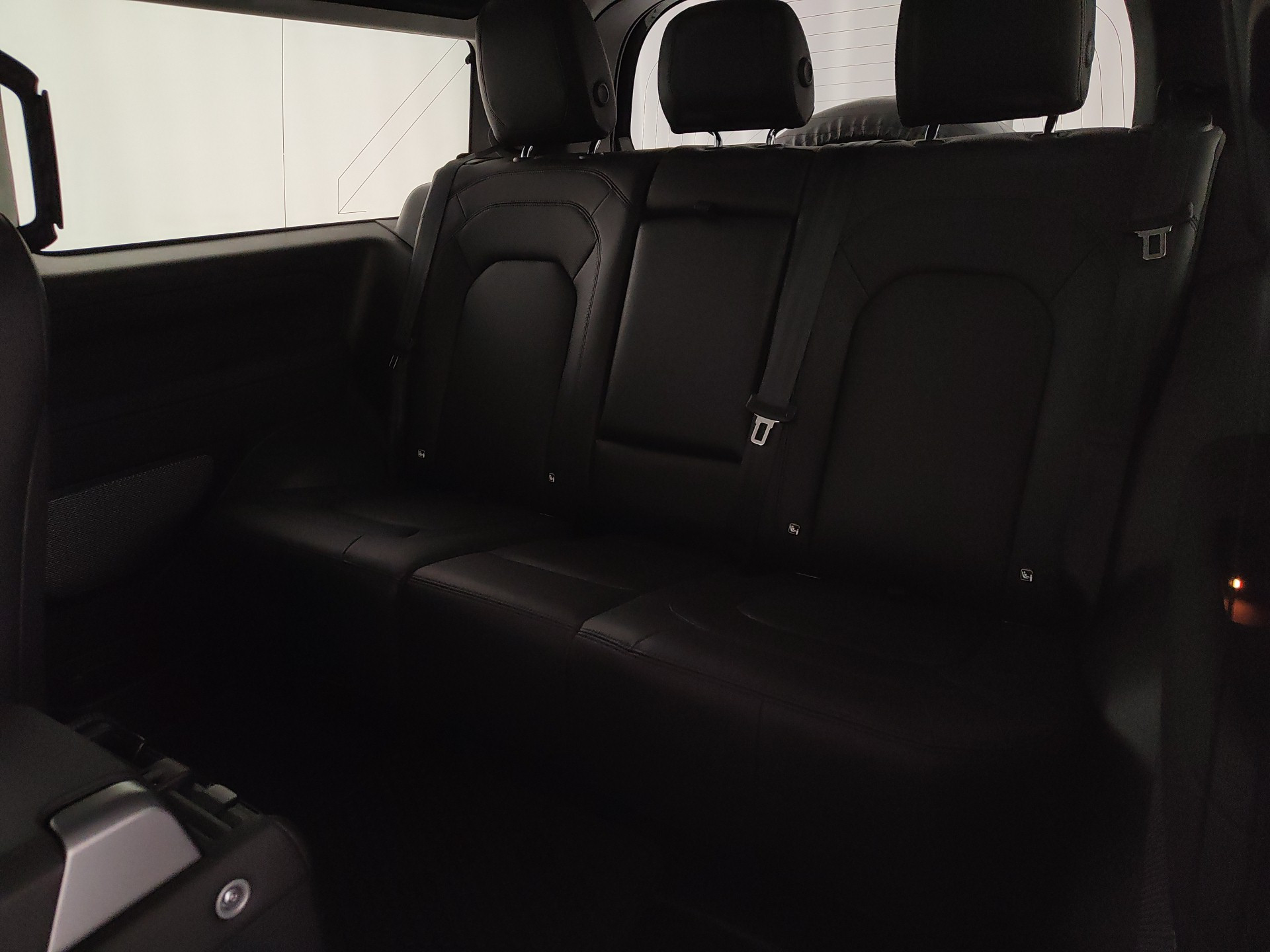 Land Rover Defender 90 Hard Top 3.0d i6 MHEV awd 200cv auto