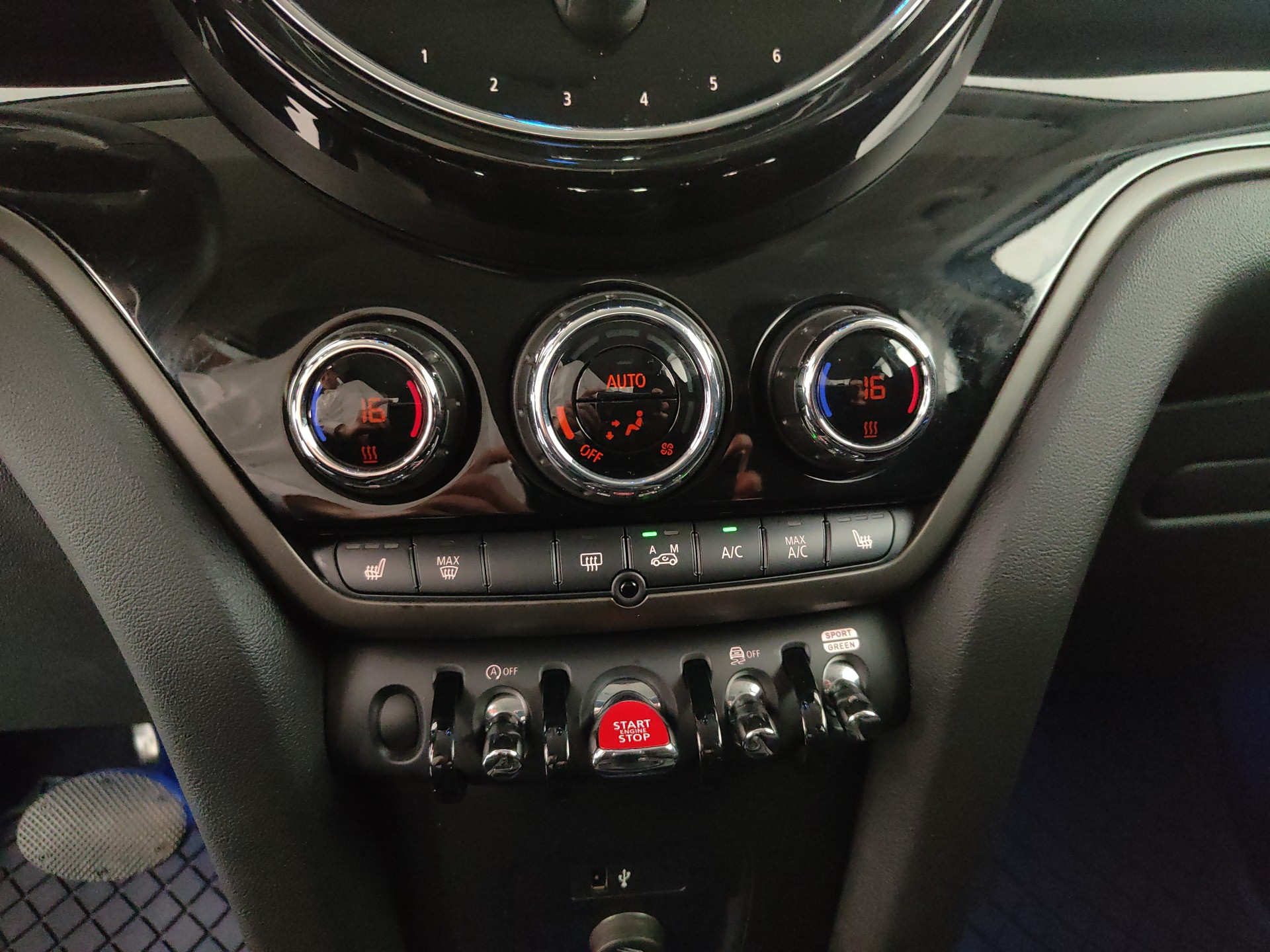 Mini Countryman 2.0 Cooper D Business Auto 150cv