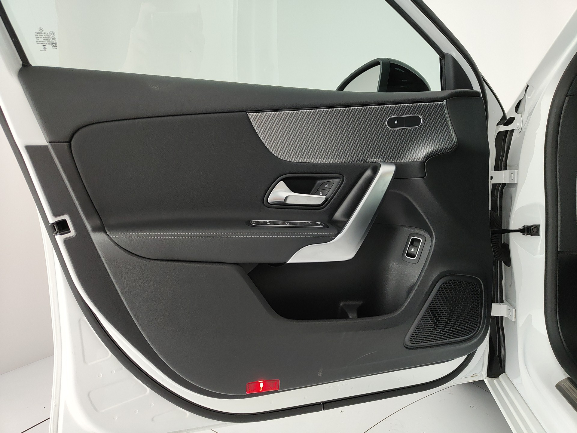 MERCEDES-BENZ CLASSE A 250E PROGRESSIVE ADVANCED