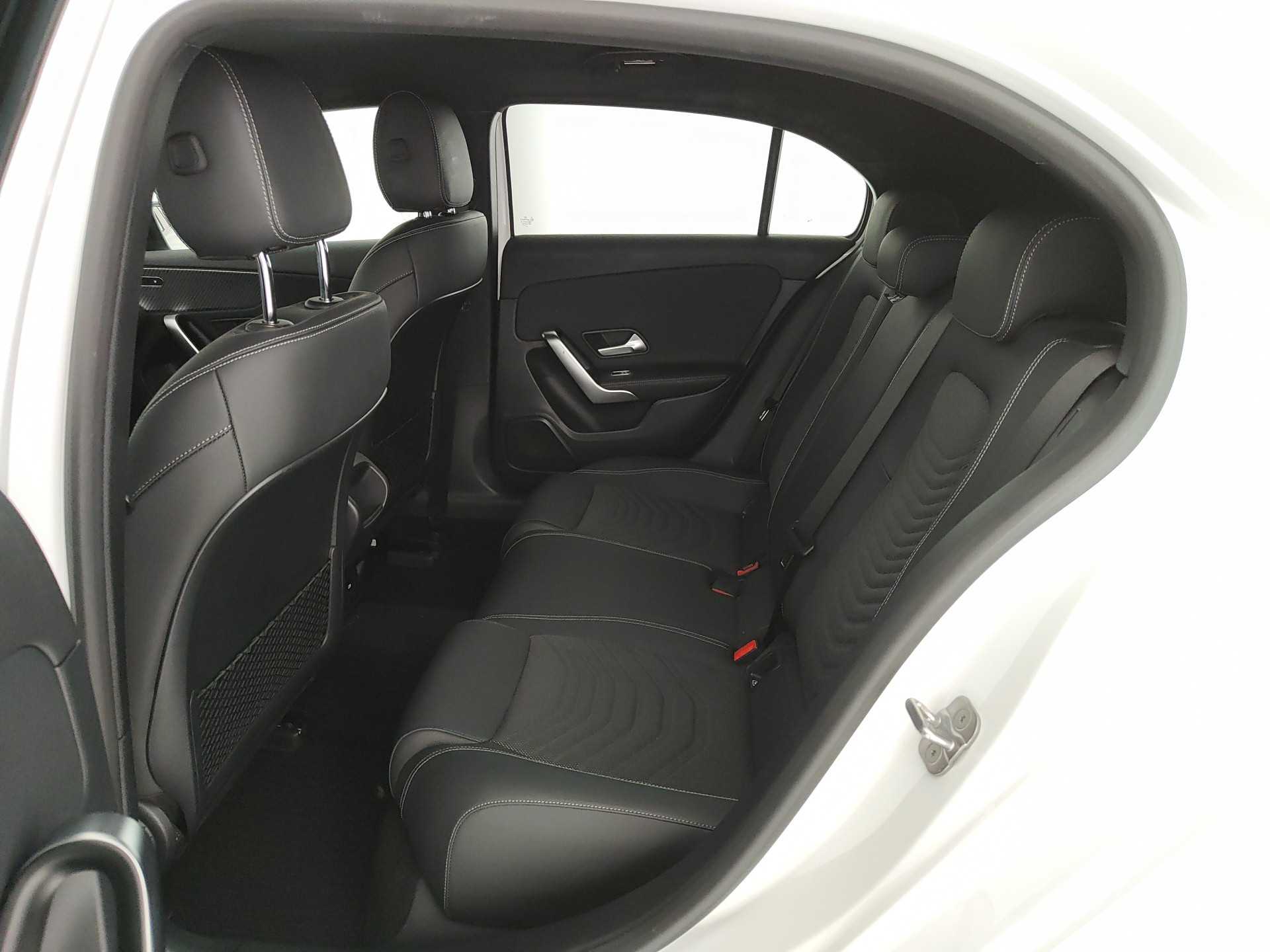 MERCEDES-BENZ CLASSE A 250E PROGRESSIVE ADVANCED