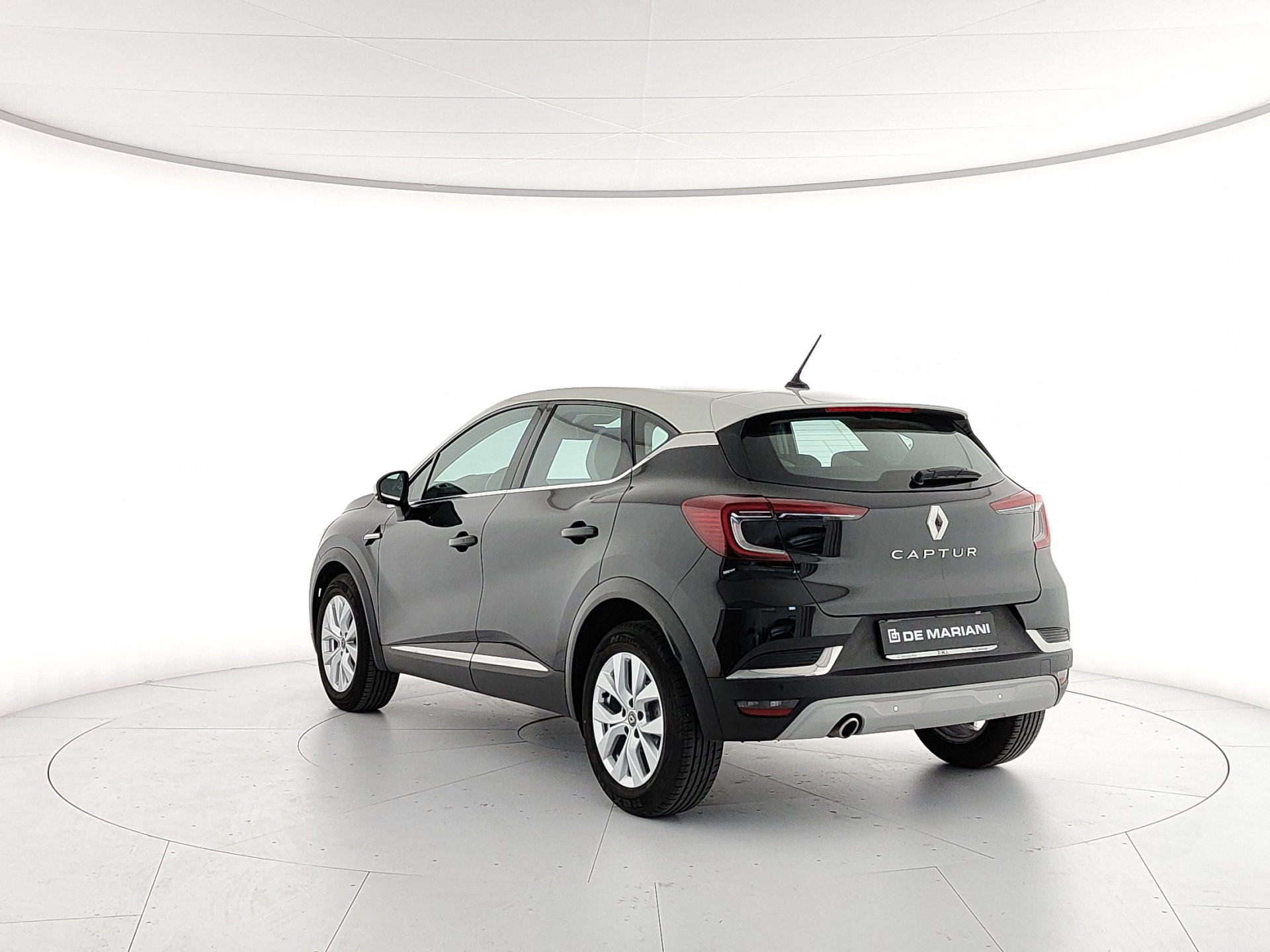 RENAULT Captur 1.5 blue dci Business