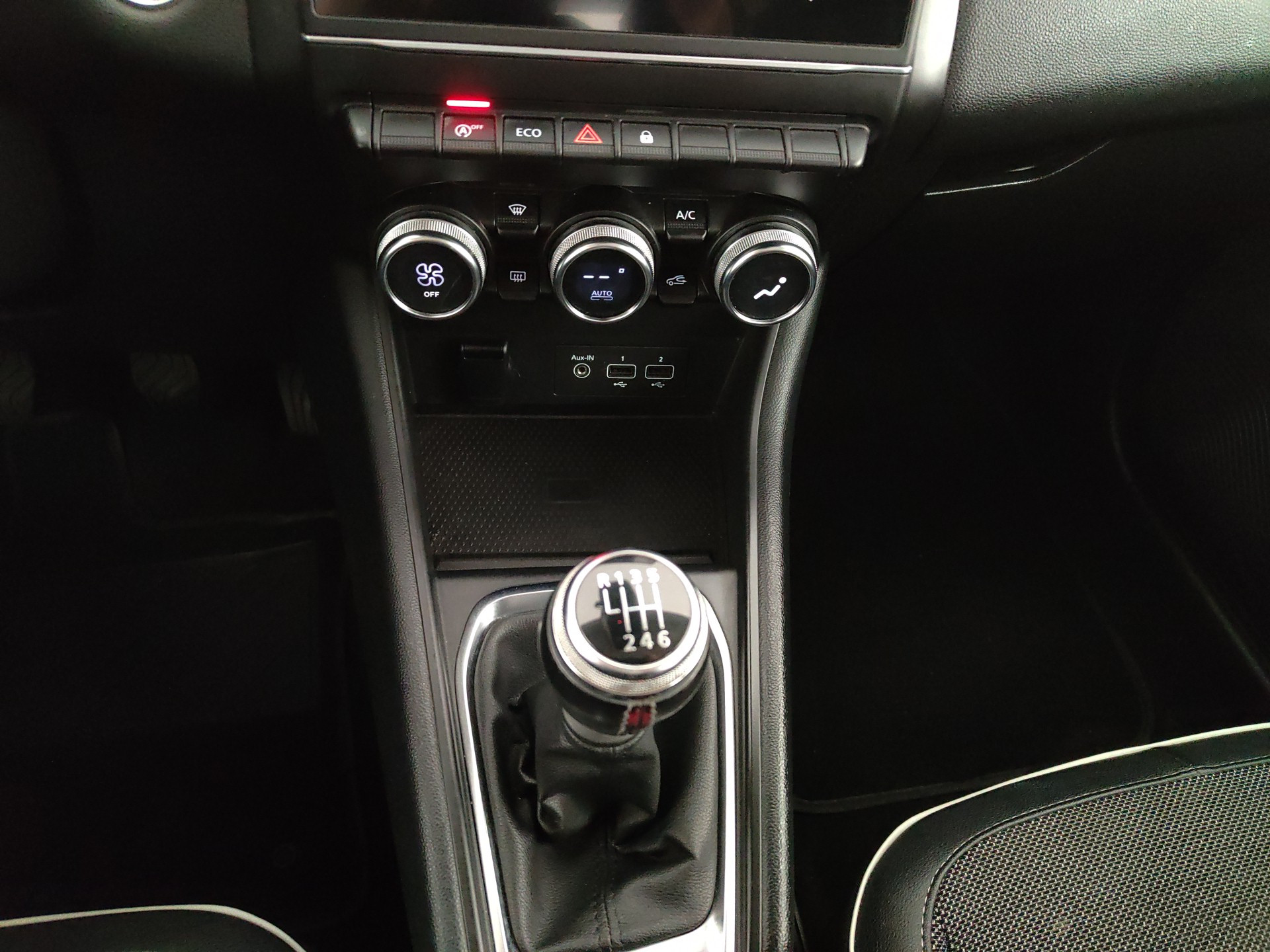 RENAULT Captur 1.5 blue dci Business