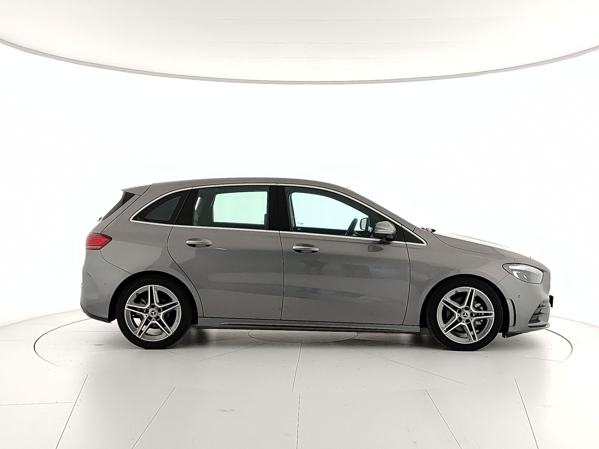MERCEDES CLASSE B180D AMG LINE ADVANCED PLUS AUTO