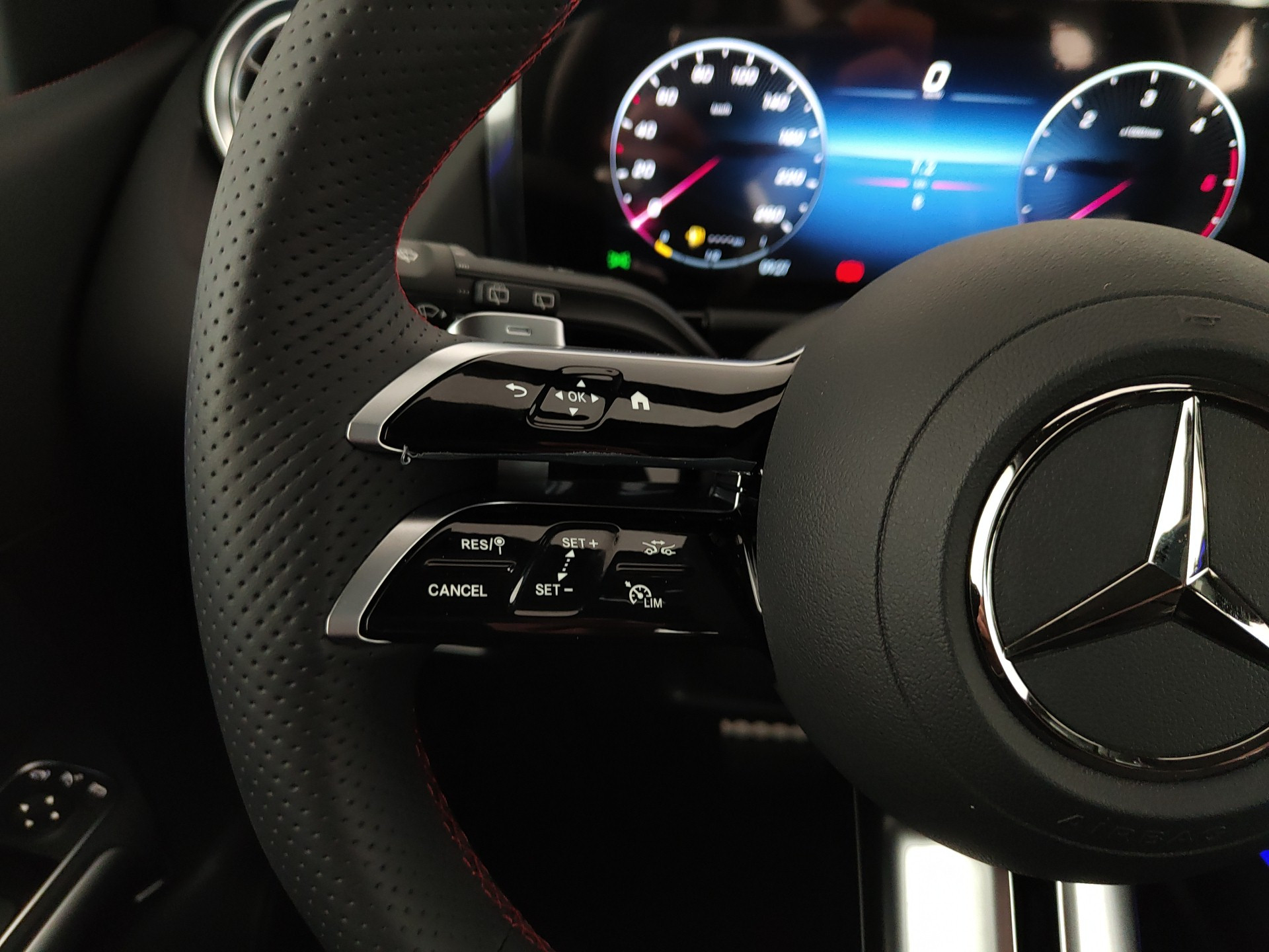 MERCEDES CLASSE B180D AMG LINE ADVANCED PLUS AUTO