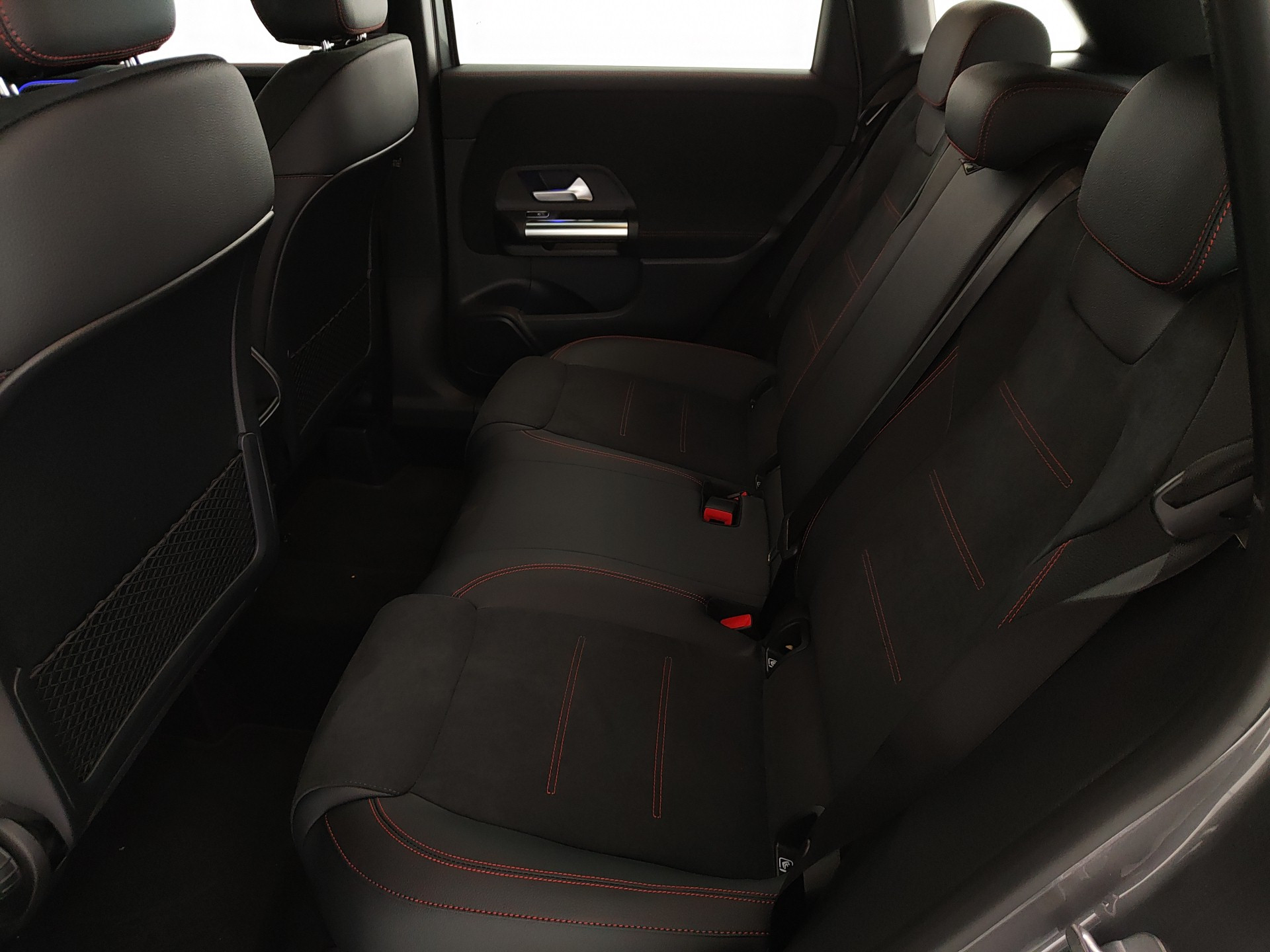 MERCEDES CLASSE B180D AMG LINE ADVANCED PLUS AUTO
