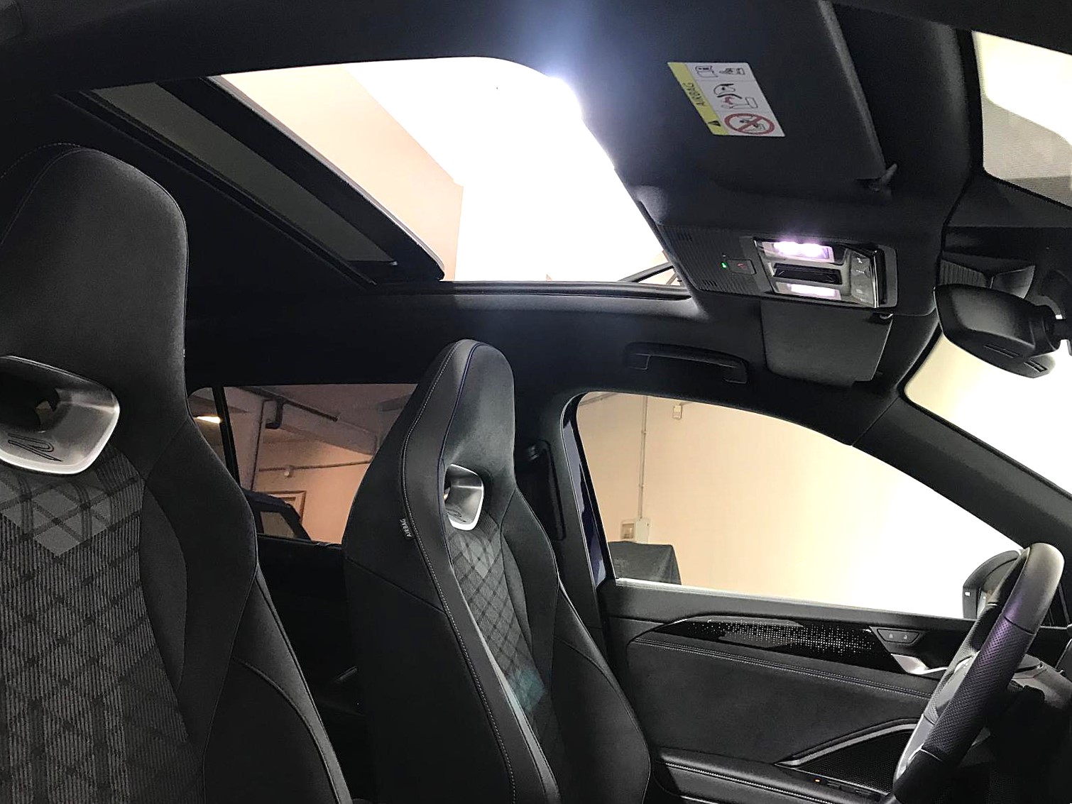 VOLKSWAGEN TAYRON R-LINE PLUS 1.5TSI 204CV eHybrid DSG