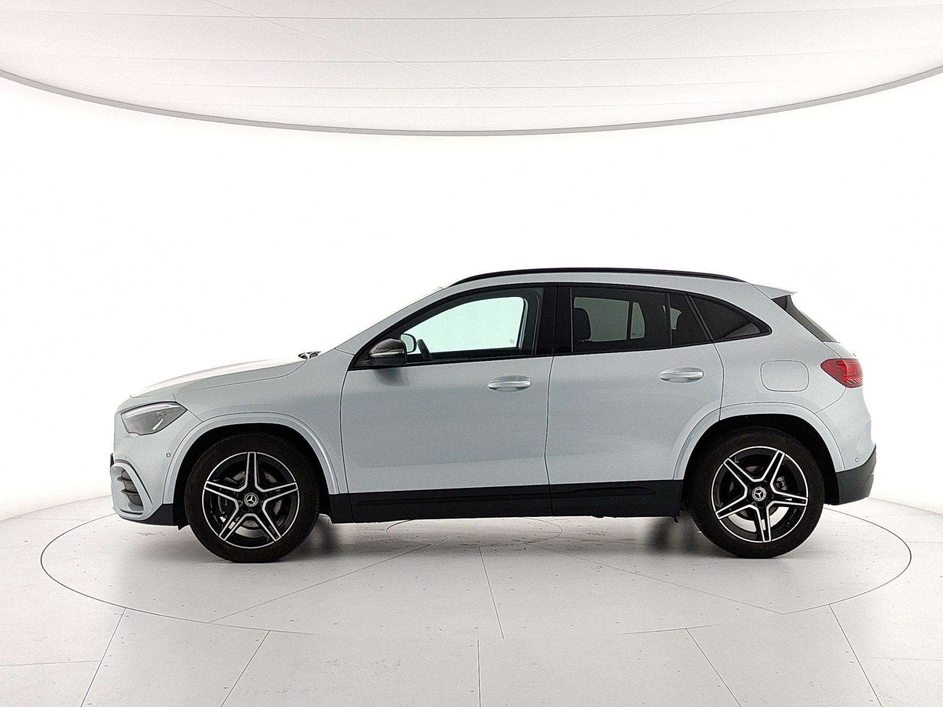 MERCEDES GLA 200d AMG Line Advanced Plus Auto 150cv