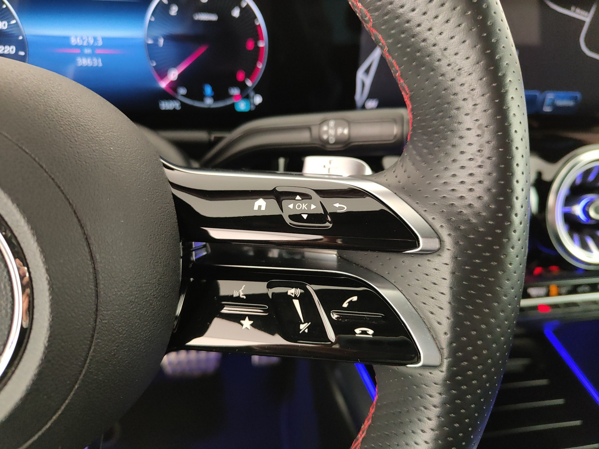 MERCEDES GLA 200d AMG Line Advanced Plus Auto 150cv