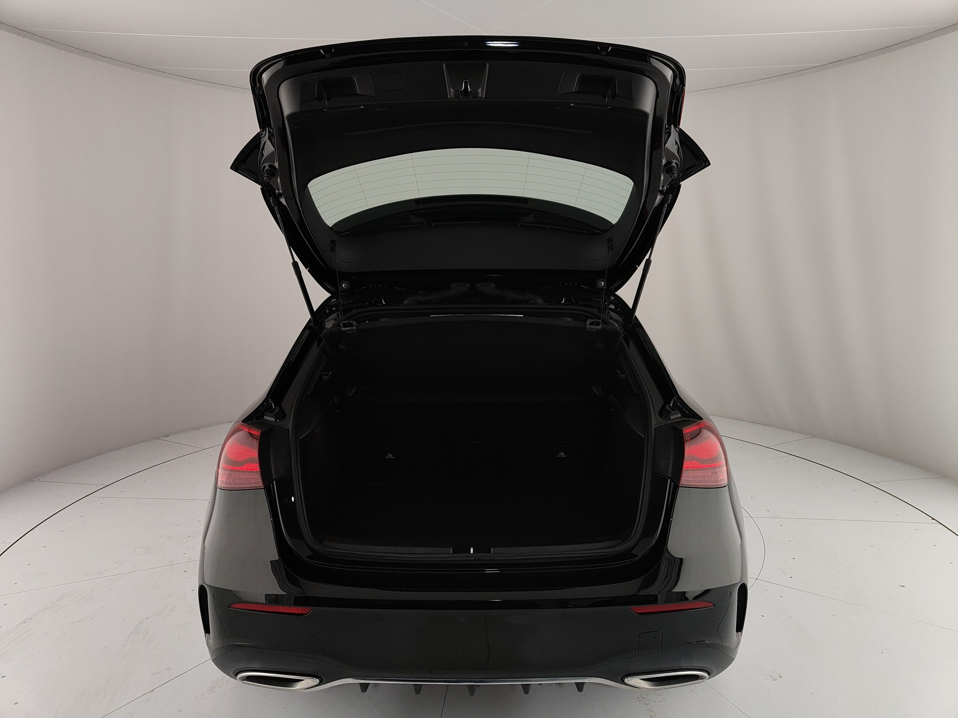 MERCEDES CLASSE A 180 d AMG Line Premium Plus auto