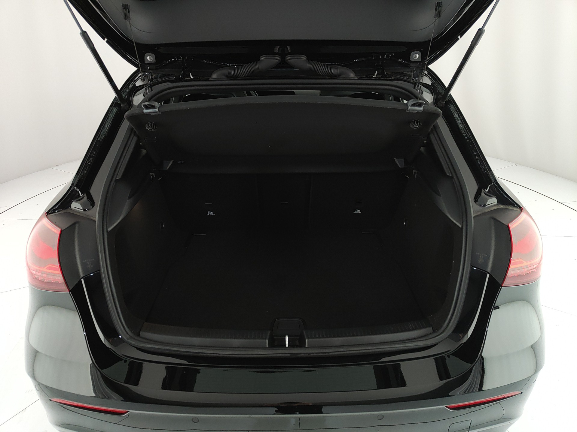 MERCEDES CLASSE A 180 d AMG Line Premium Plus auto