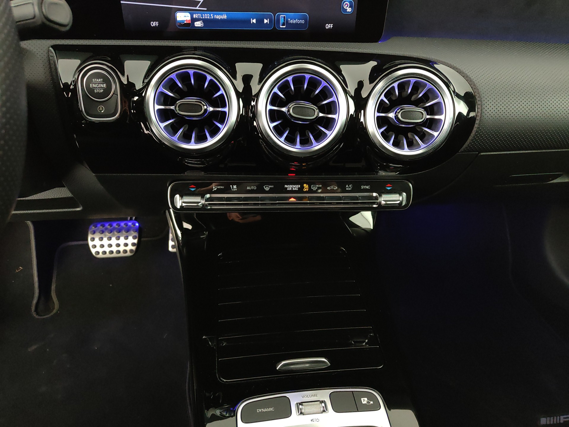 MERCEDES CLASSE A 180 d AMG Line Premium Plus auto