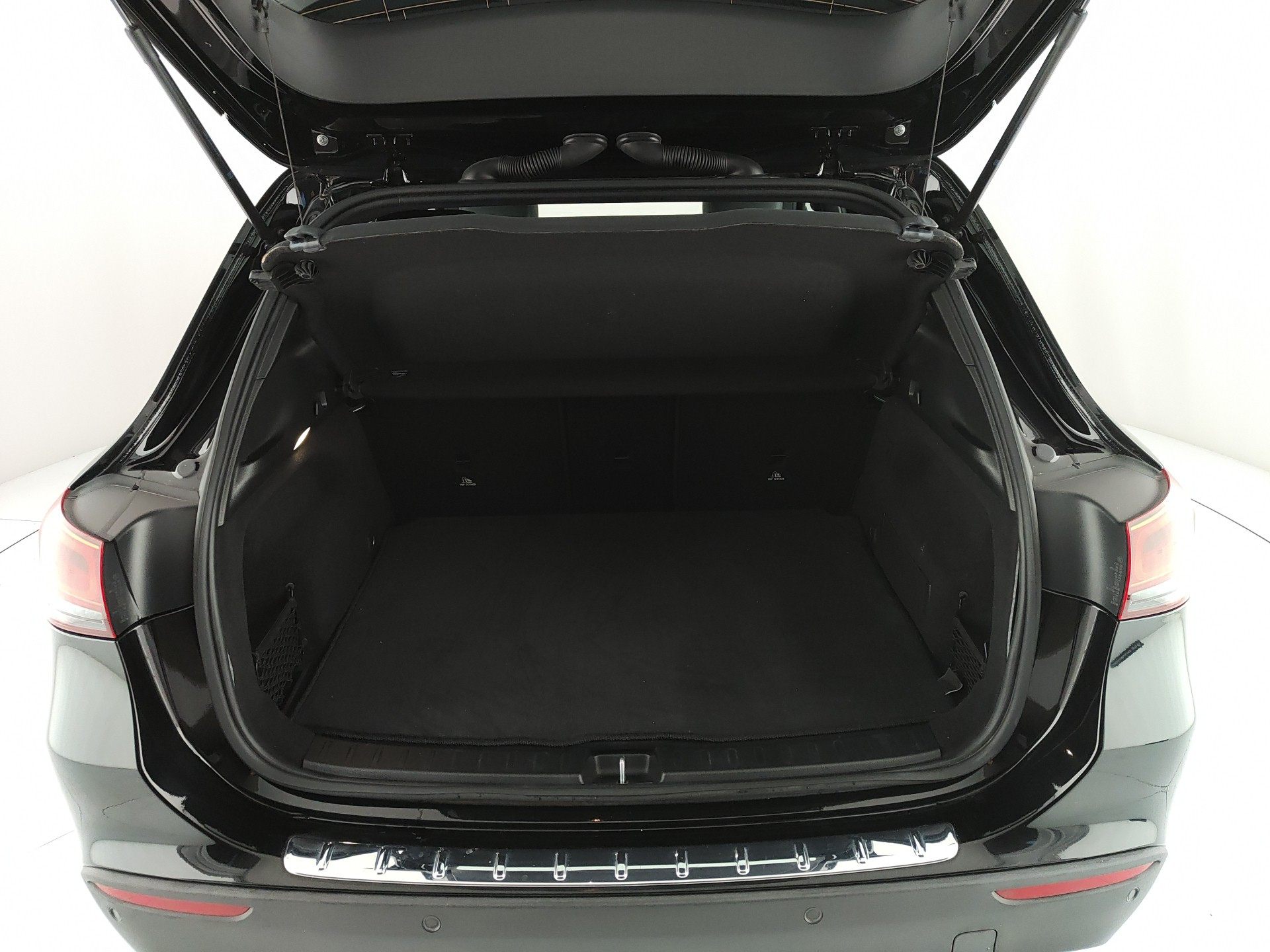 MERCEDES GLA 200d SPORT PLUS AUTO