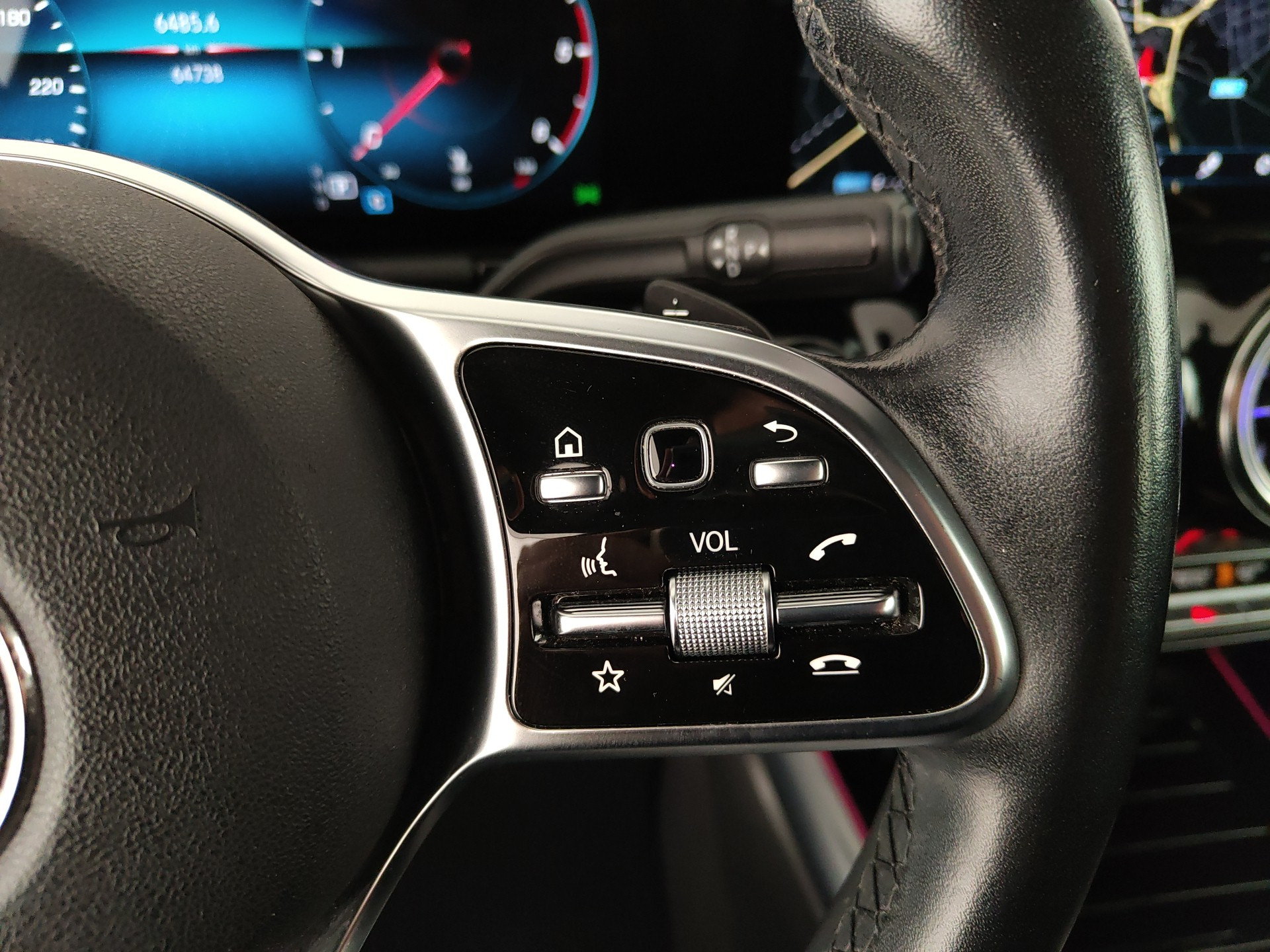 MERCEDES GLA 200d SPORT PLUS AUTO