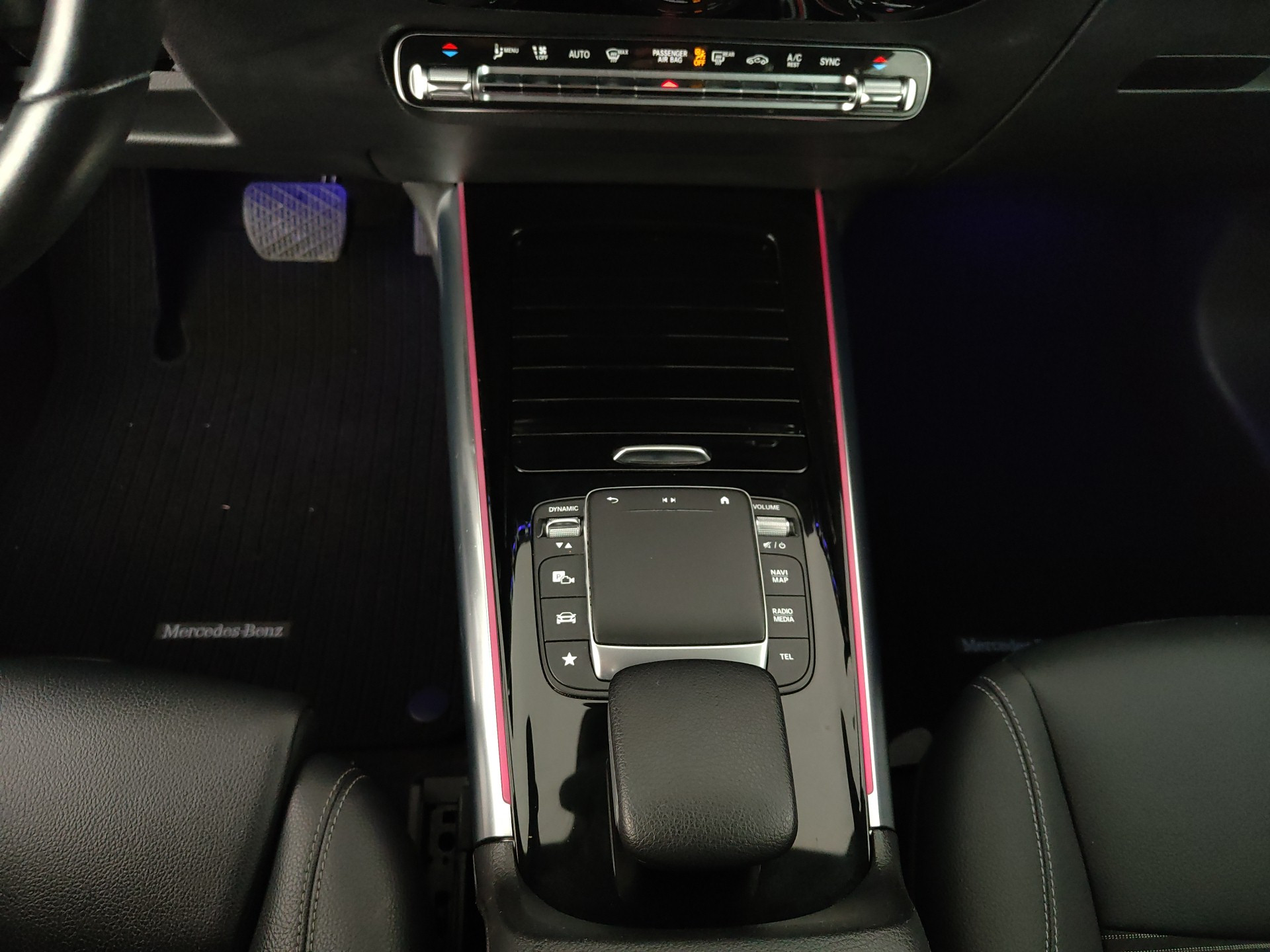 MERCEDES GLA 200d SPORT PLUS AUTO