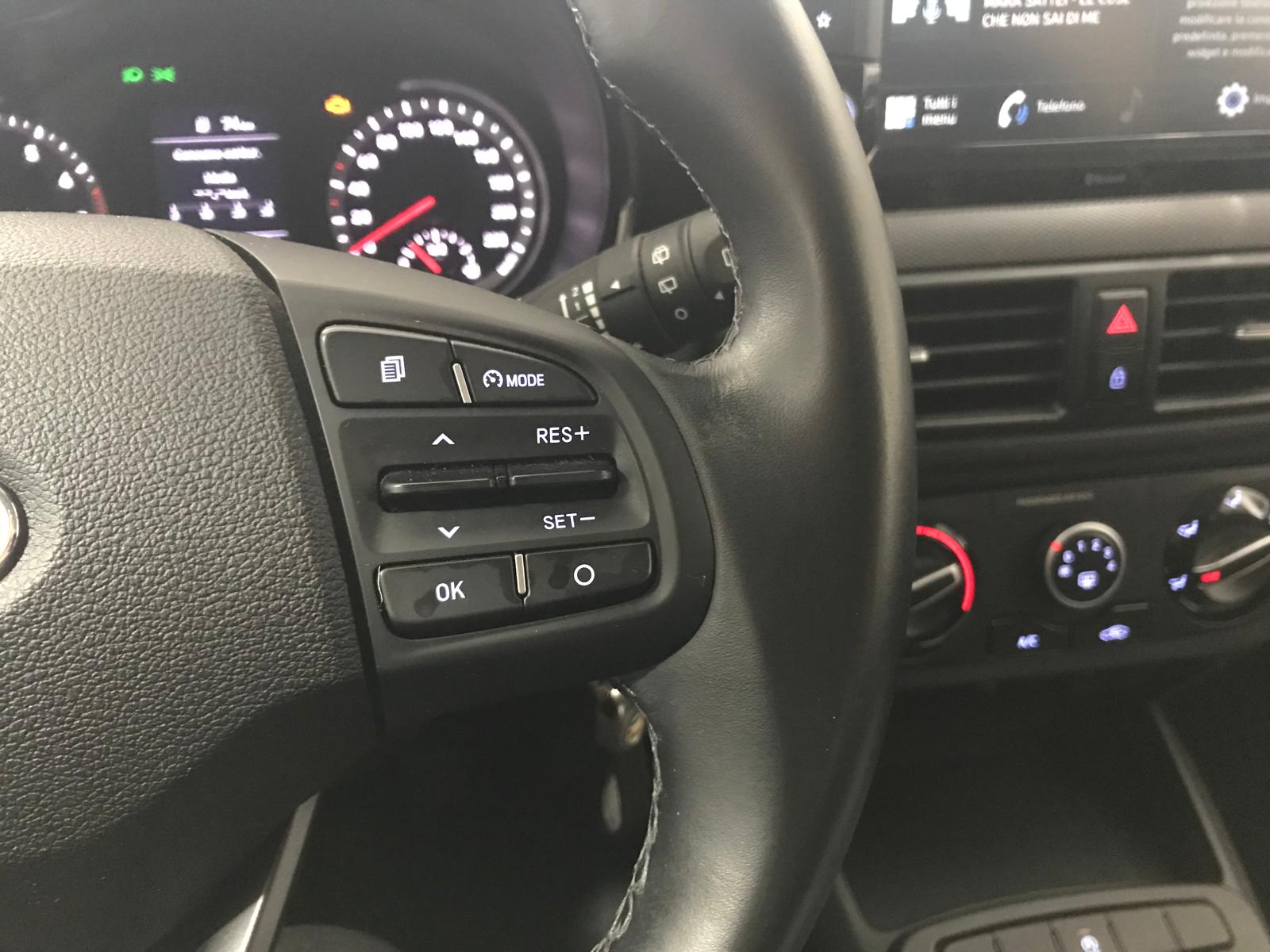 HYUNDAI i10 TECH 1.0MPI