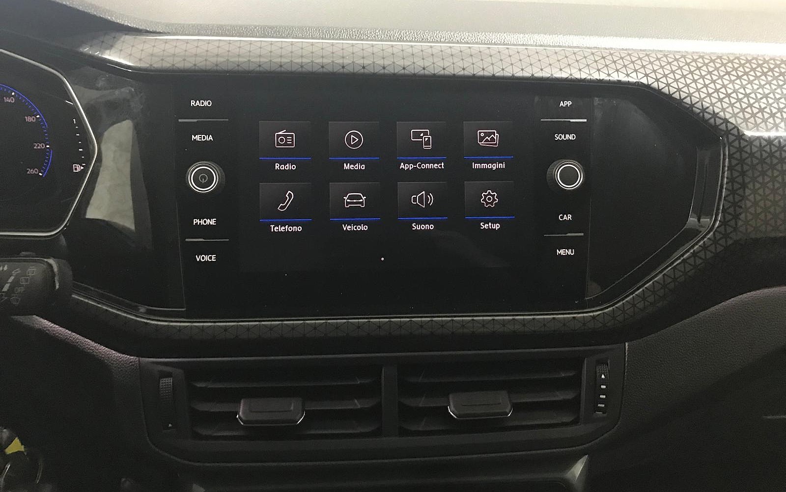 VOLKSWAGEN T-CROSS 1.0TSI ADVANDED 115CV