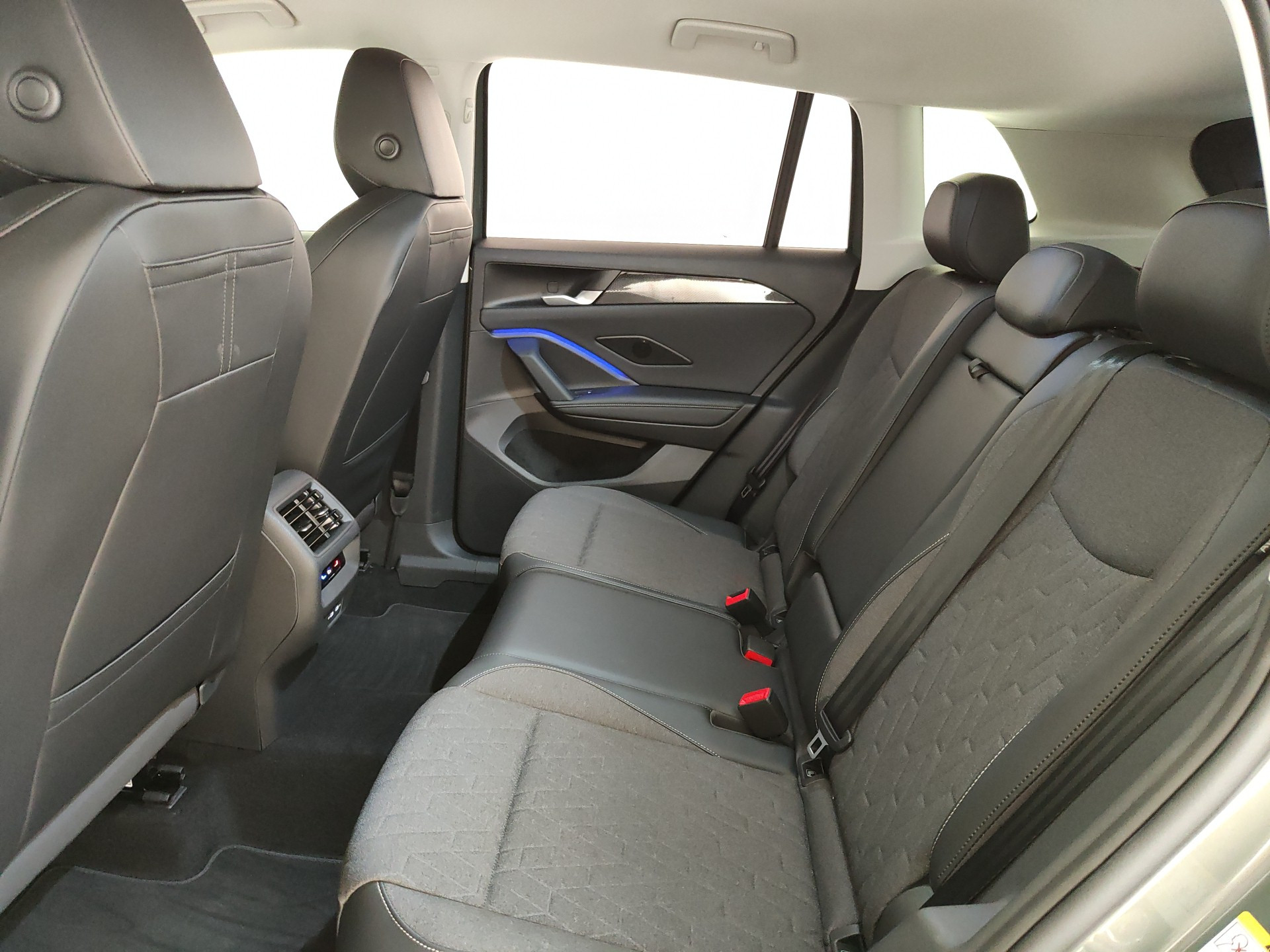 VOLKSWAGEN TIGUAN 1.5TSI EHYBRID 204CV DSG ED. PLUS