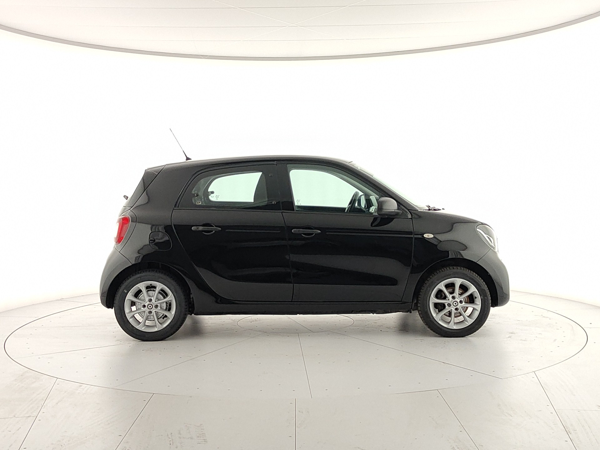 SMART FORFOUR 1.0 71cv YOUNGSTER