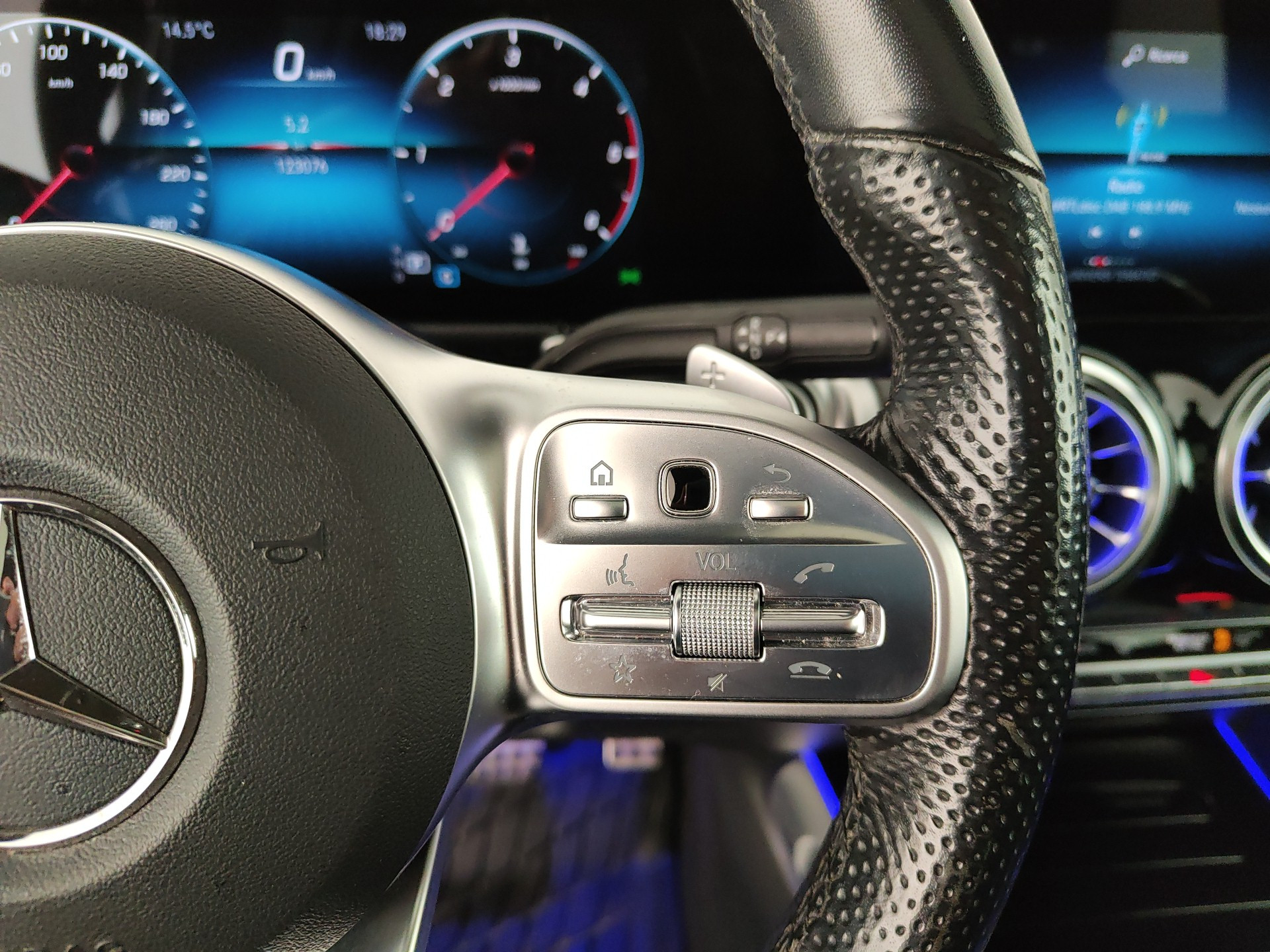 MERCEDES GLB 200d PREMIUM AUTO