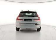 VOLVO XC60 B4 (d) AWD Geartronic Momentum Pro MHEV 197cv