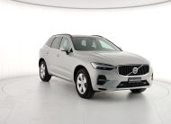 VOLVO XC60 B4 (d) AWD Geartronic Momentum Pro MHEV 197cv