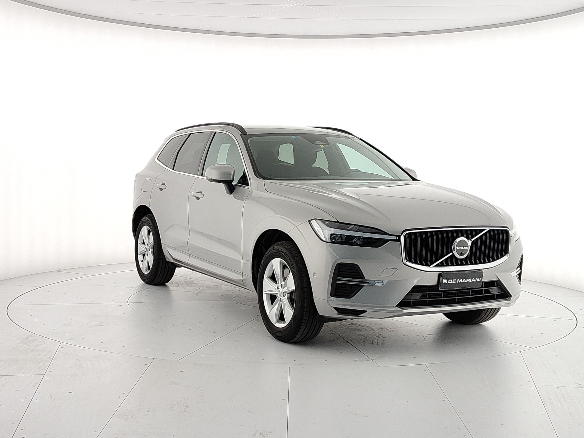 VOLVO XC60 B4 (d) AWD Geartronic Momentum Pro MHEV 197cv