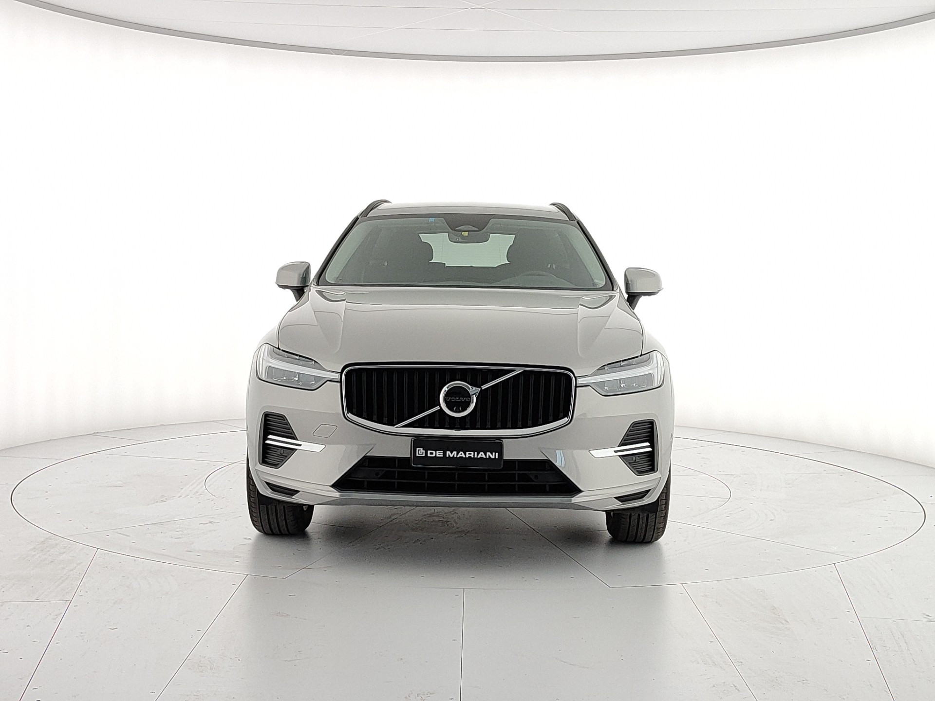 VOLVO XC60 B4 (d) AWD Geartronic Momentum Pro MHEV 197cv